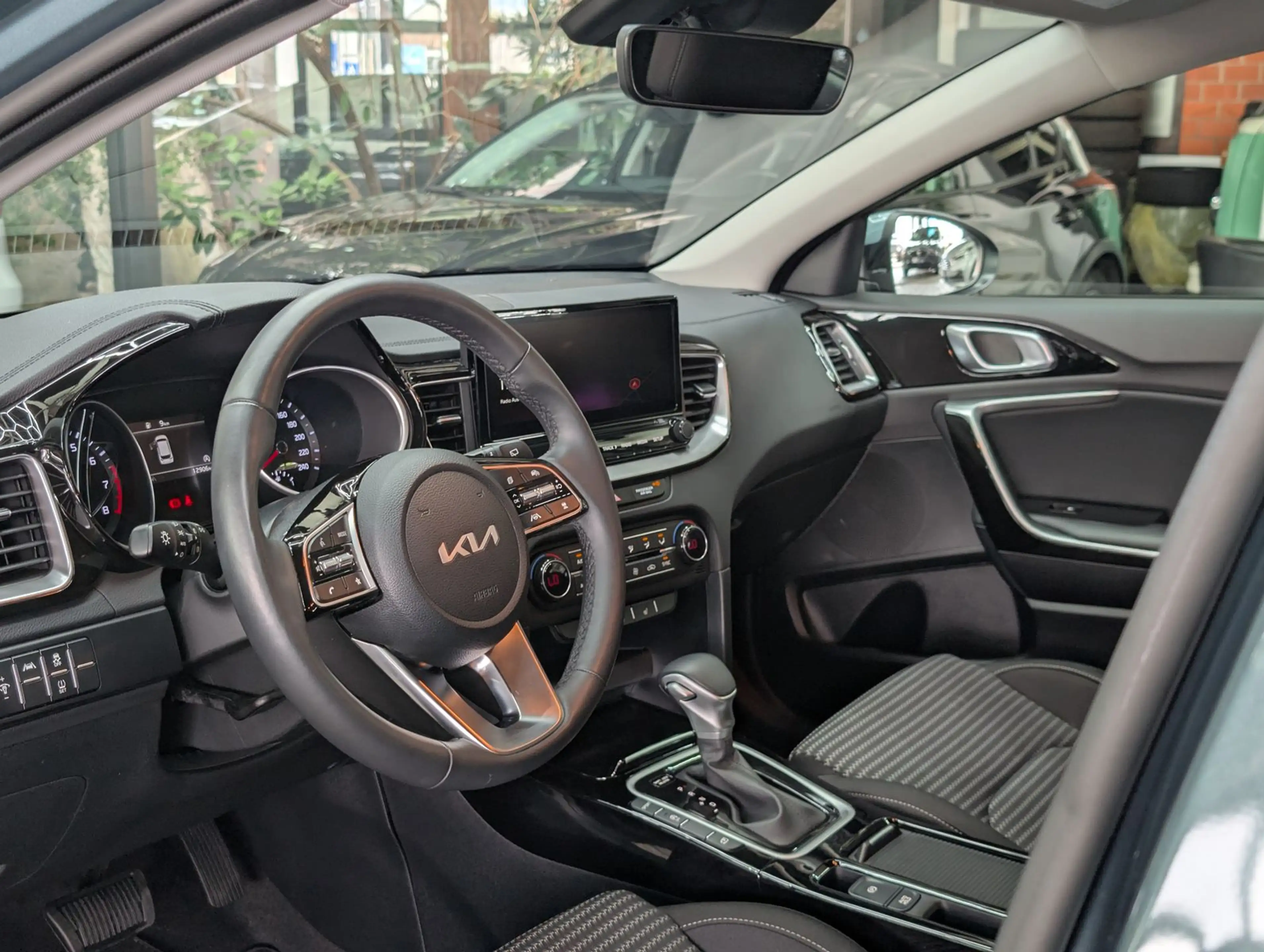 Kia Ceed / cee'd SW 1.5 Spirit ACC JBL KAM 7J Garant — photo 10