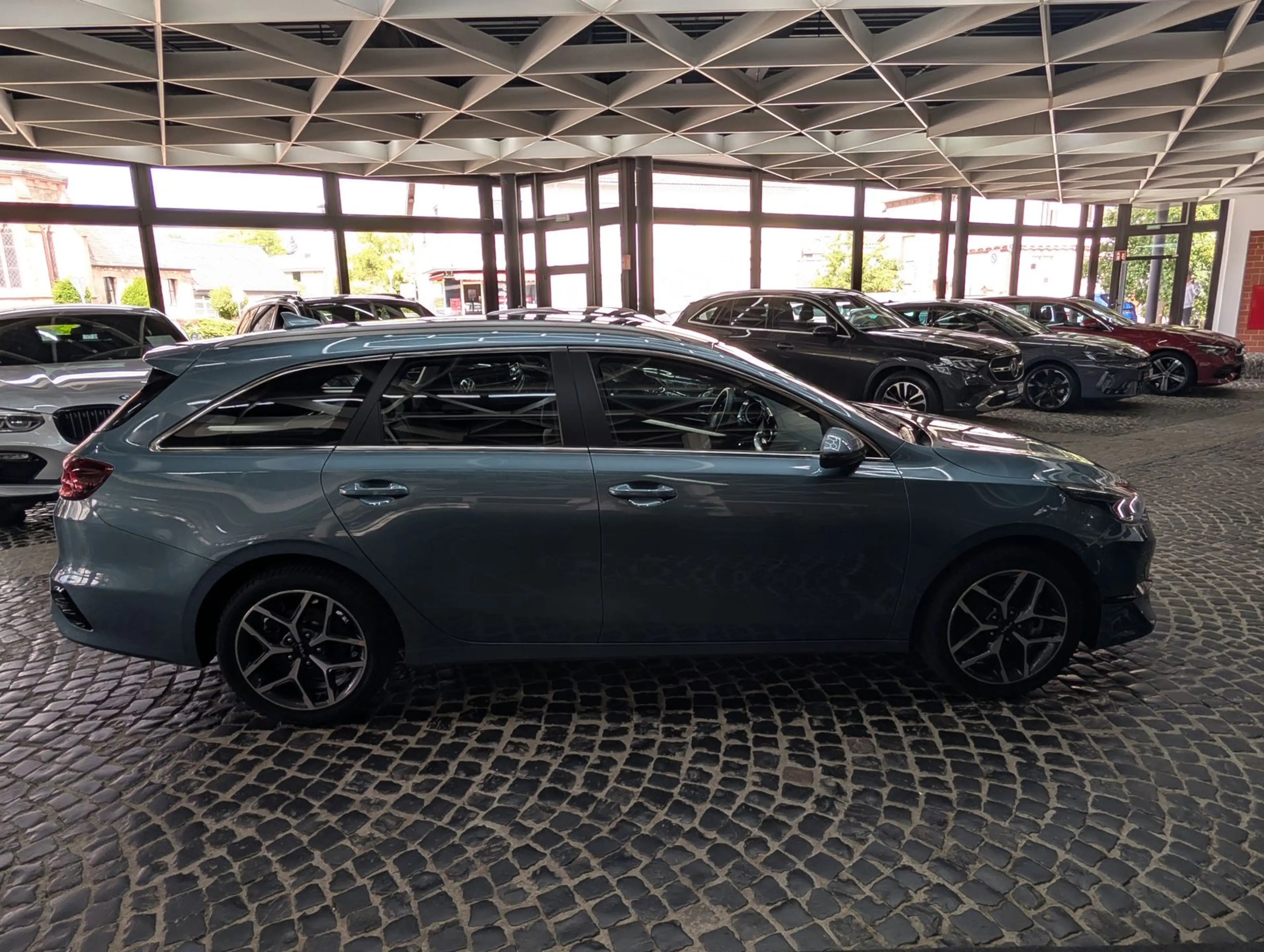 Kia Ceed / cee'd SW 1.5 Spirit ACC JBL KAM 7J Garant — photo 8