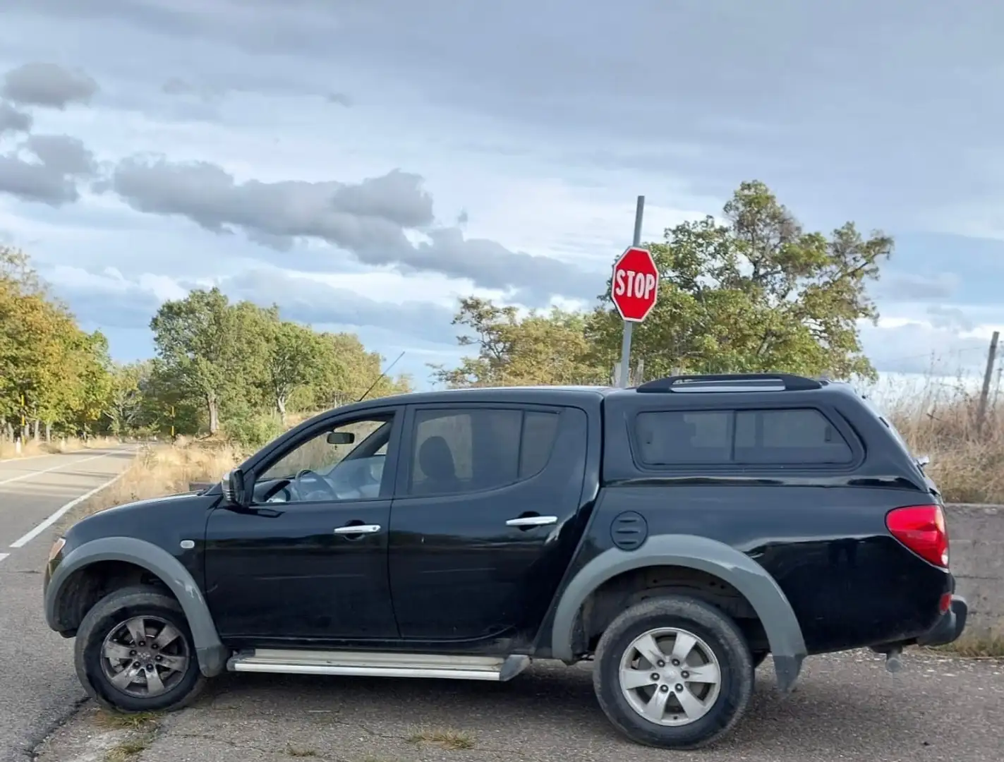 Mitsubishi L200 Negru - 2