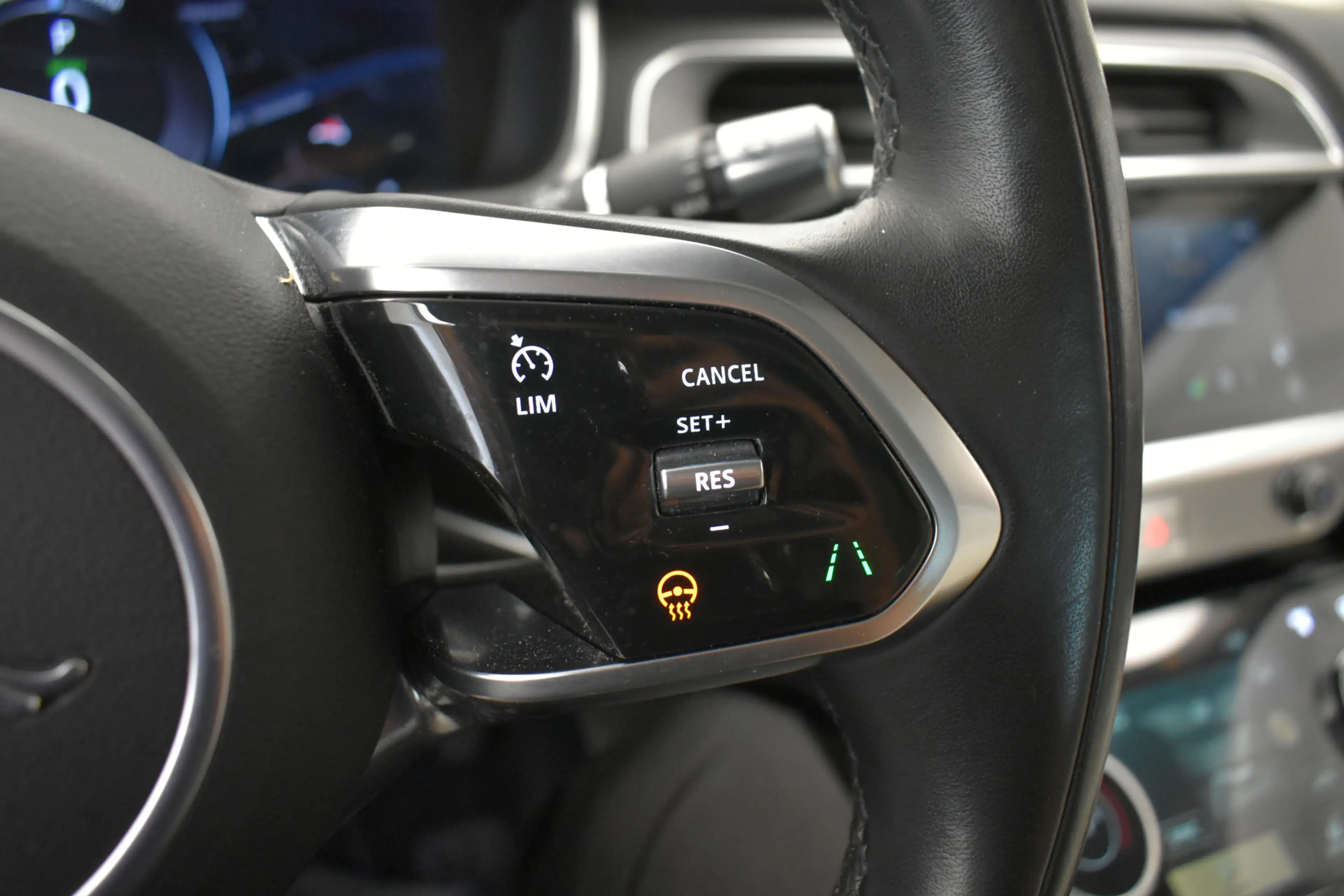 Jaguar I-Pace EV320 SE Business Pack 90 kWh Camera EL aKlep+stoe — photo 11