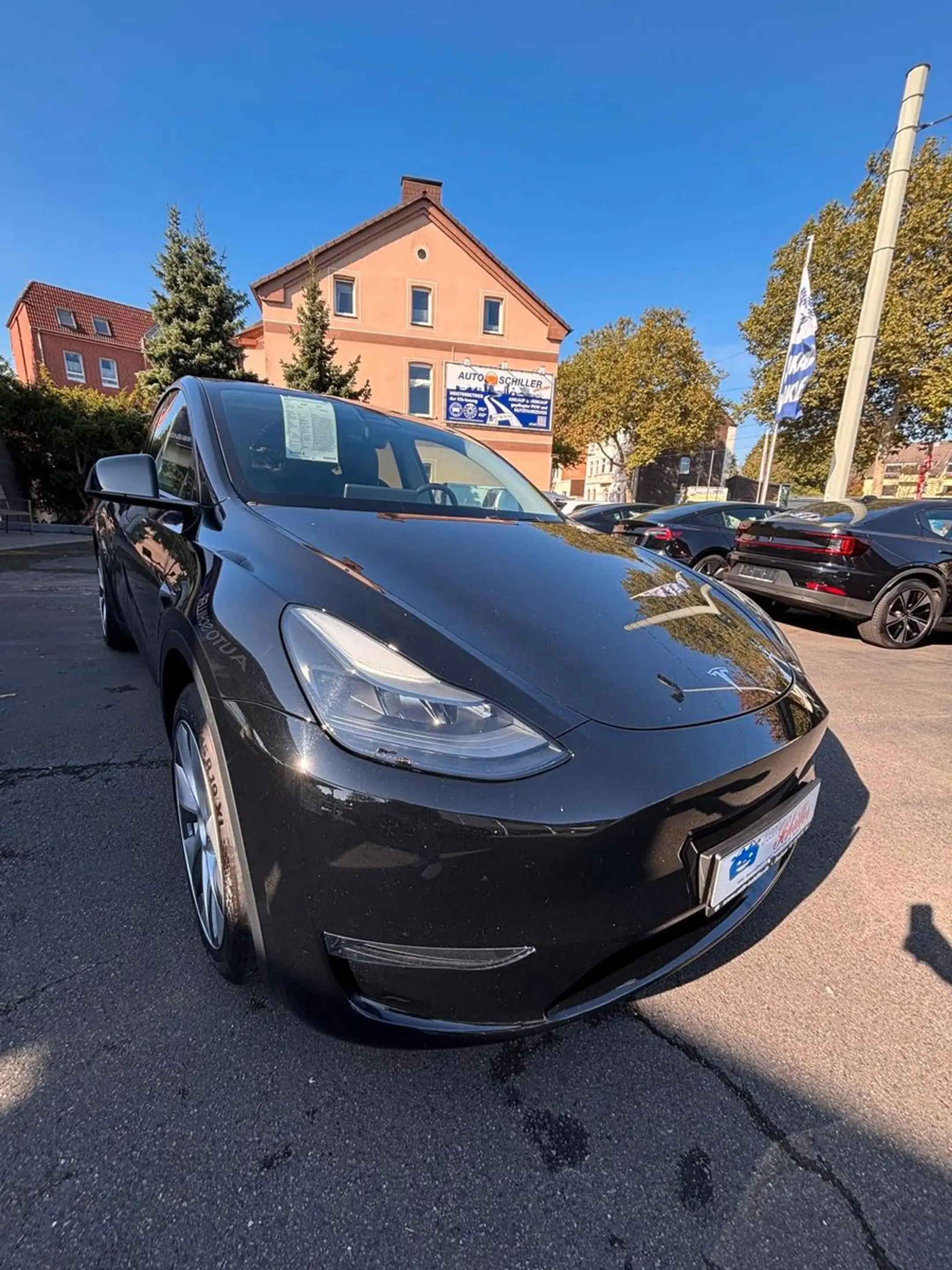 Tesla Model Y Long Range Dual AWD # AHK # MWST. — photo 3