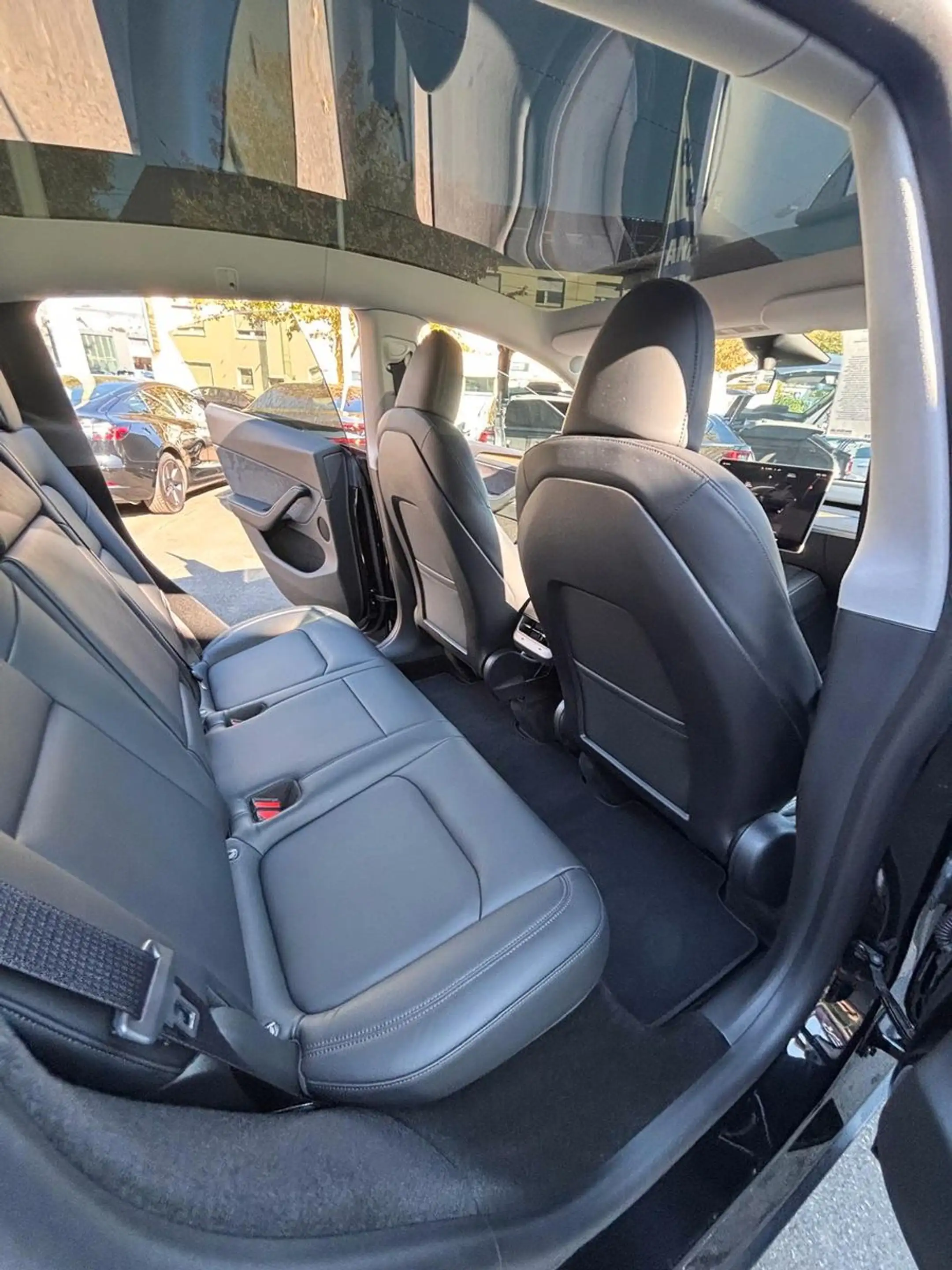 Tesla Model Y Long Range Dual AWD # AHK # MWST. — photo 16