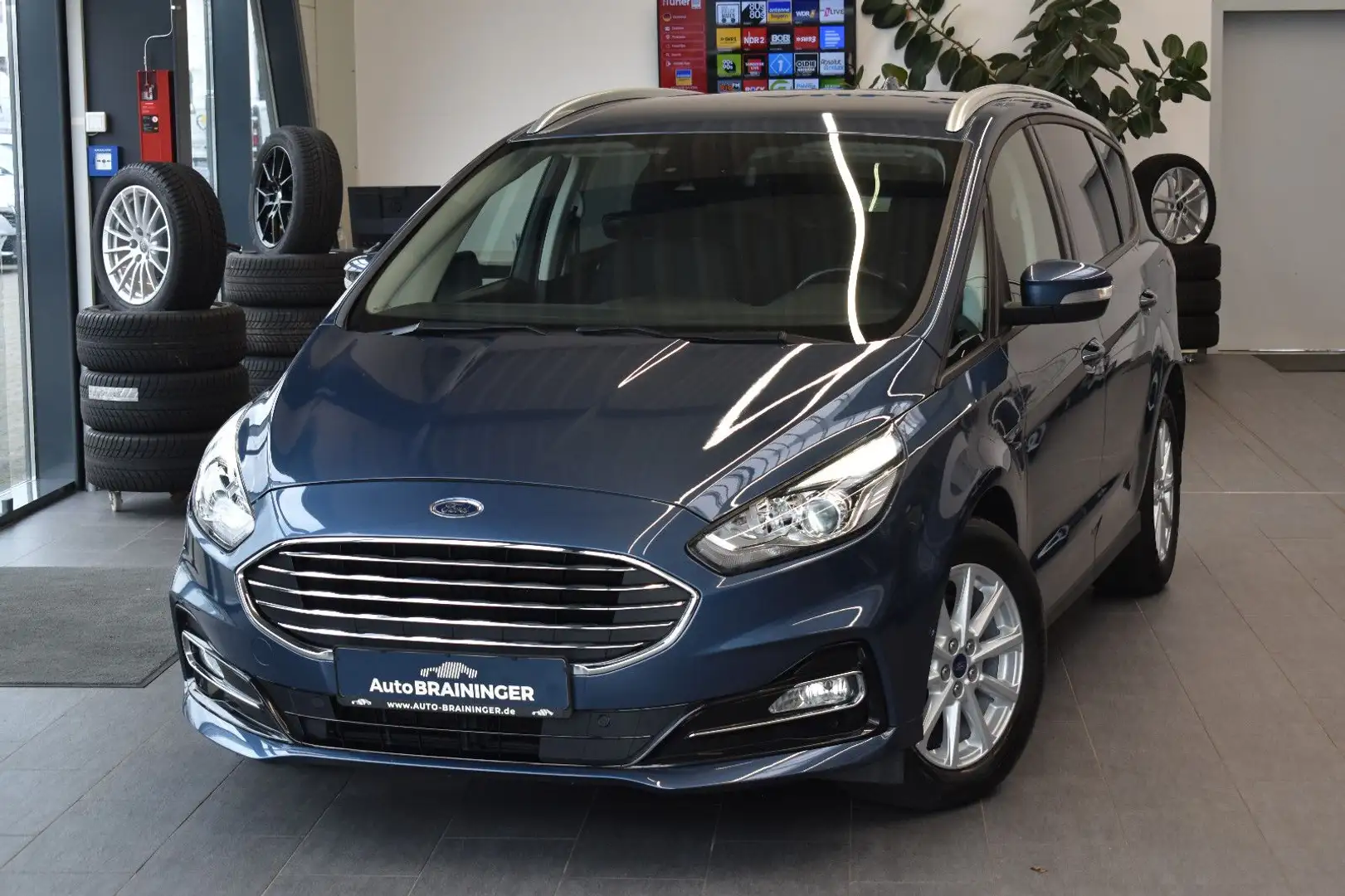 Ford S-Max 2.0TDCi Trend Automatik Navi3D~RFKam~DAB Blau - 1