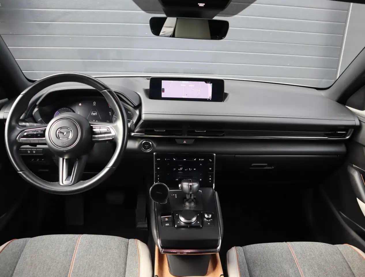 Mazda MX-30 — photo 3 sur 36