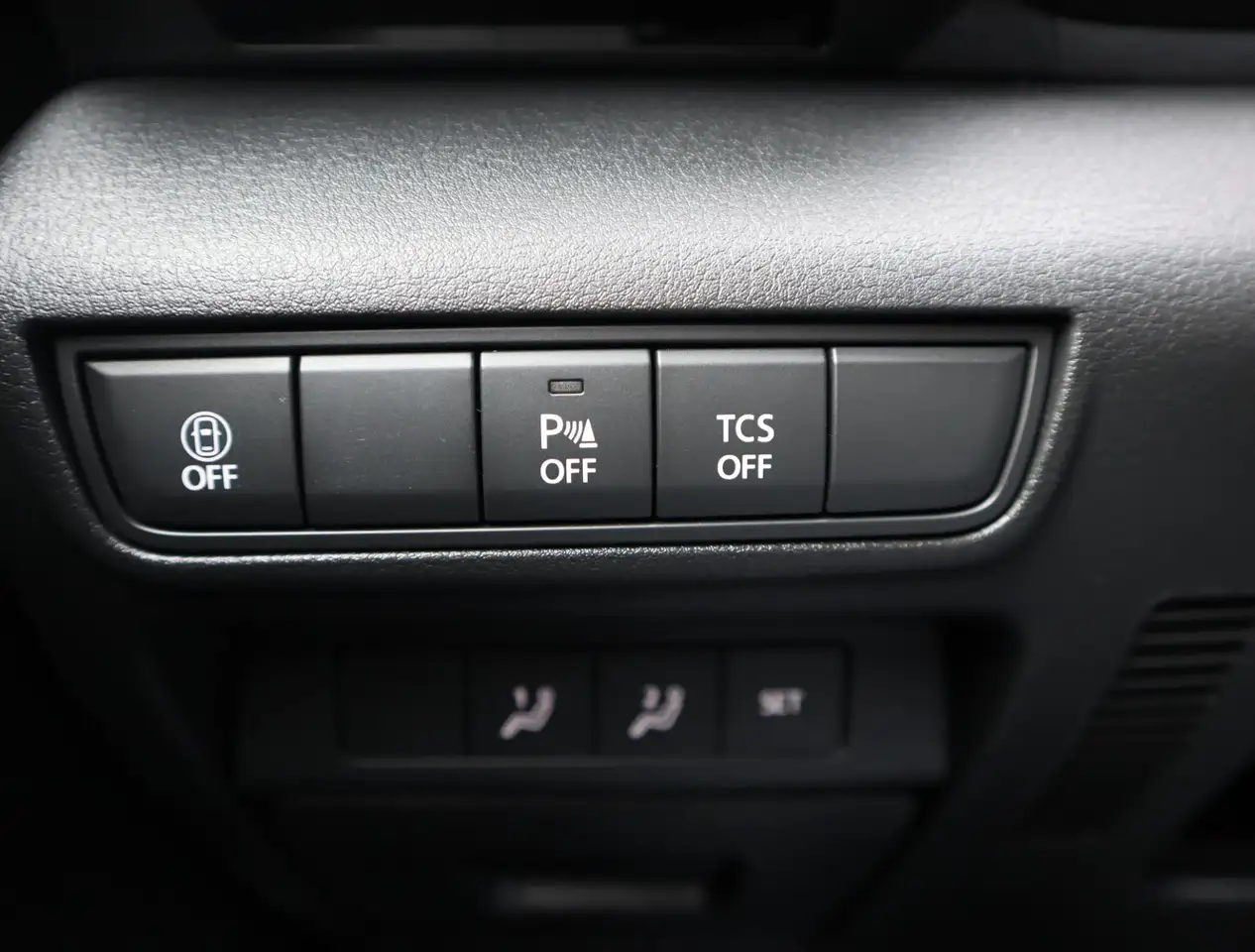 Mazda MX-30 — photo 5 sur 36