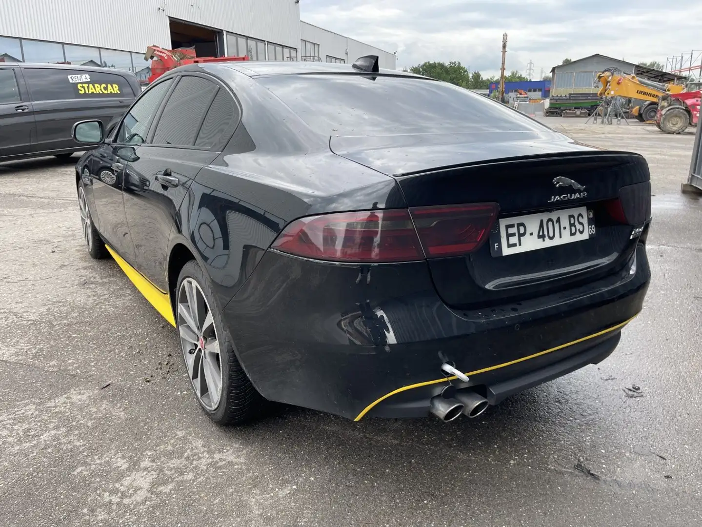 Jaguar XE XE 2.0 D - 180 ch BVA AWD Noir - 2