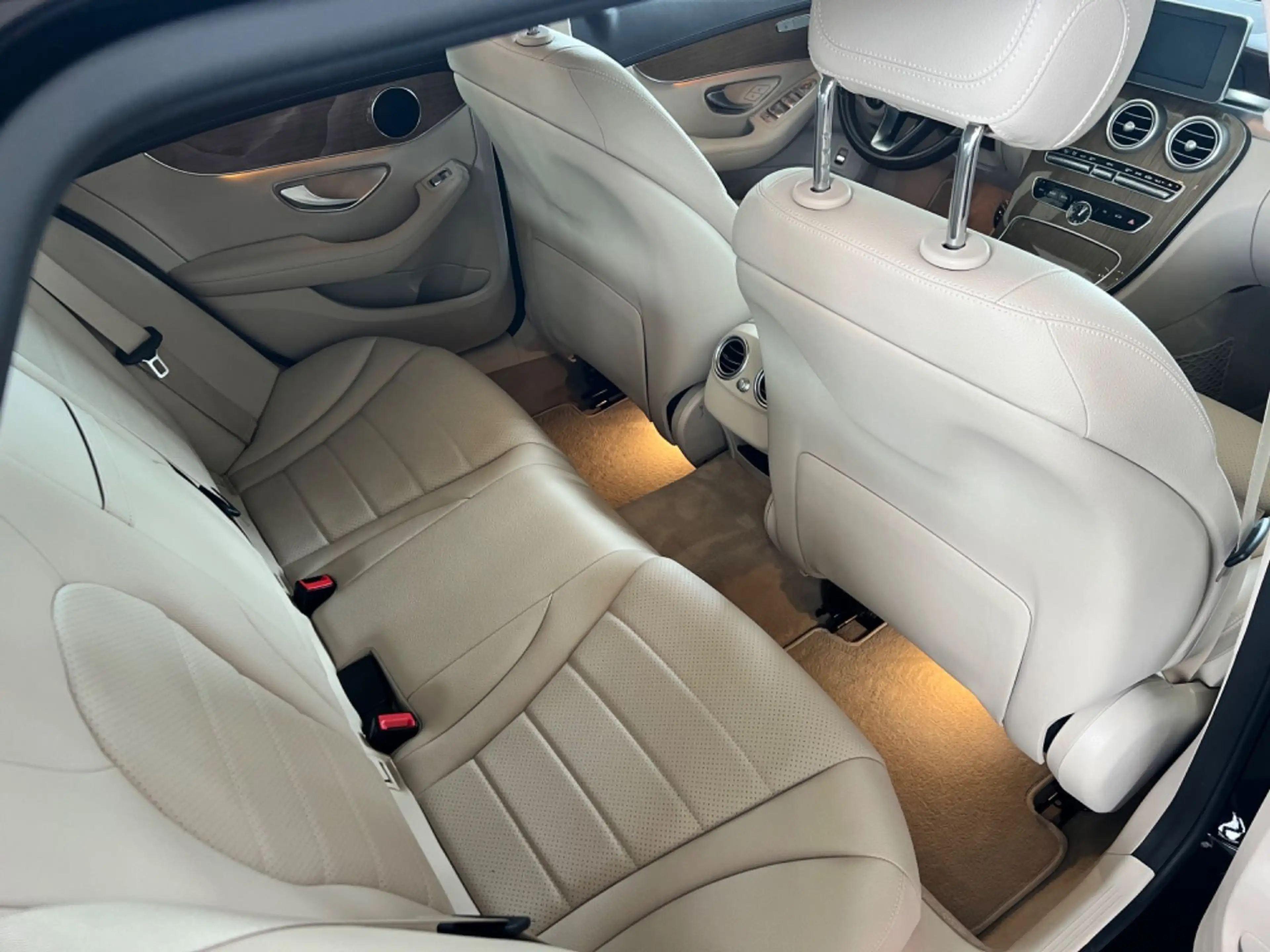 Mercedes-Benz C 180 C T-Modell 1.Hand*Automatik* — photo 9
