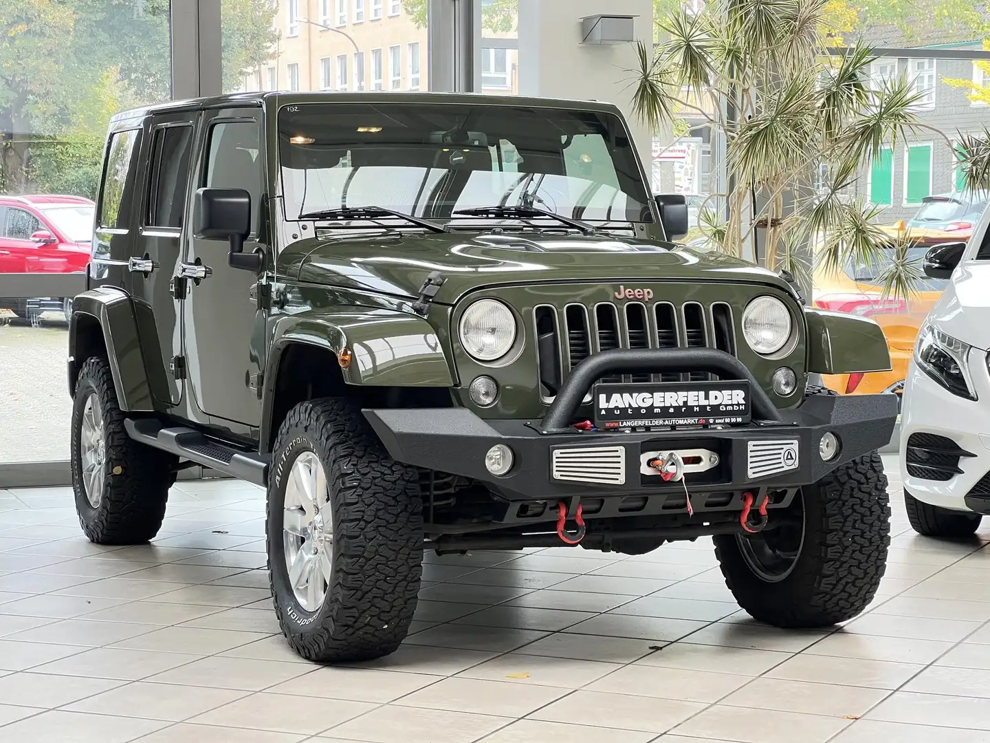Jeep Wrangler Wrangler JK 2,8 CRD 75th Anniversary Unlimeted Grün - 1