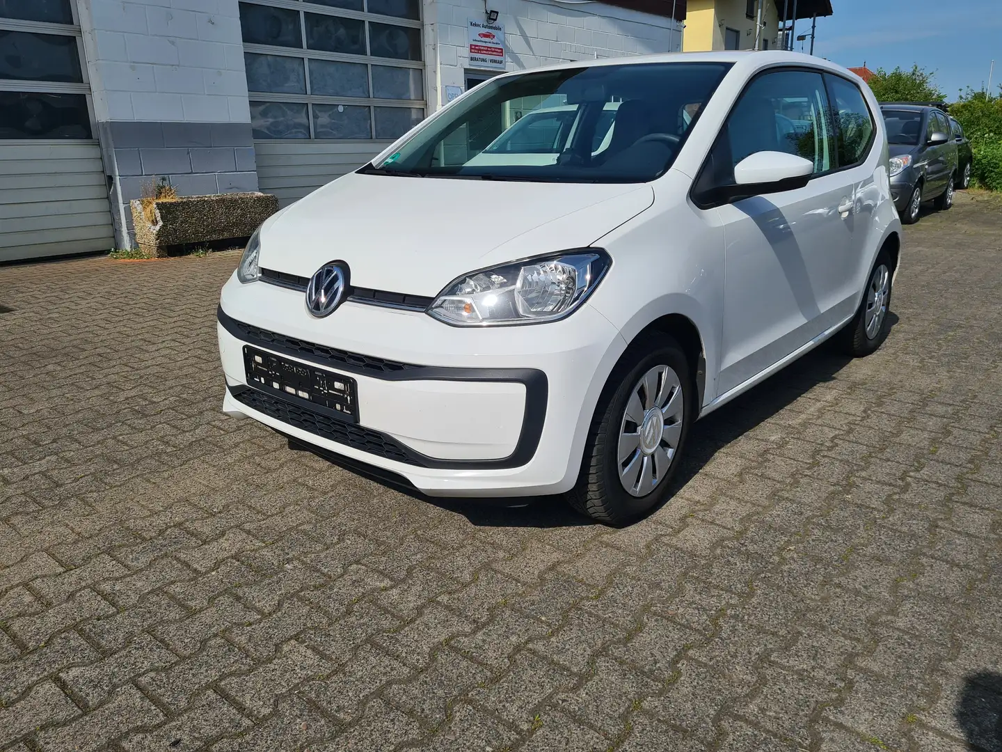 Volkswagen up! move up! BMT/Start-Stopp White - 2