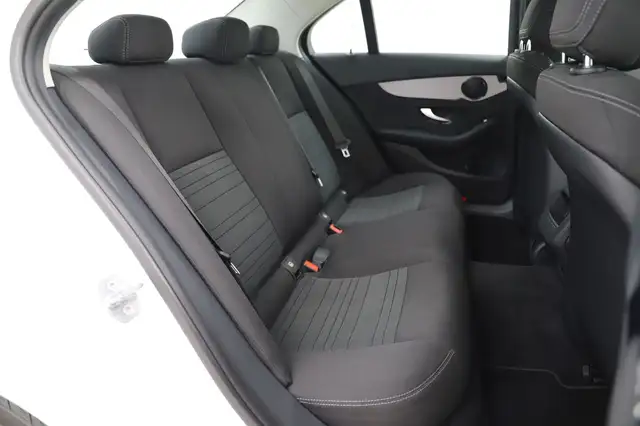 Mercedes-Benz C view 12
