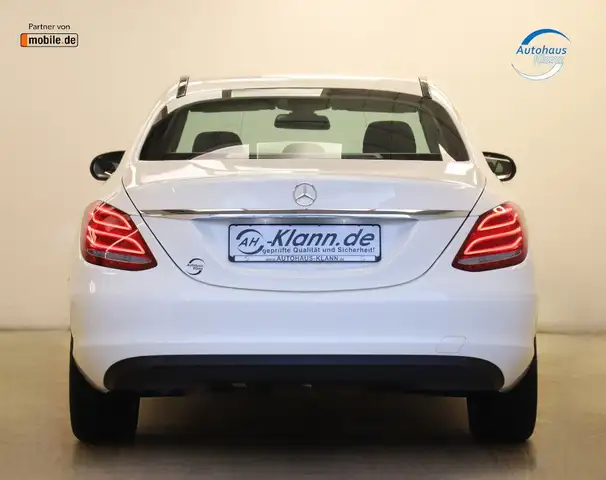 Mercedes-Benz C view 7