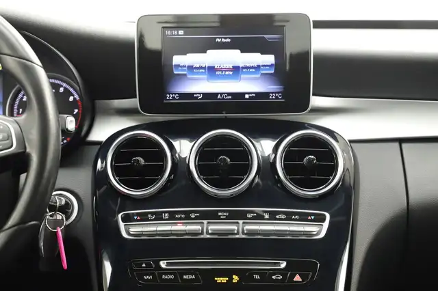 Mercedes-Benz C view 16