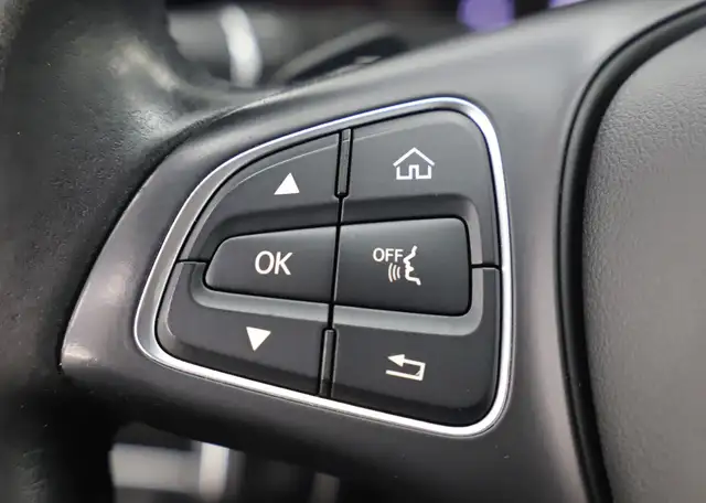 Mercedes-Benz C view 27