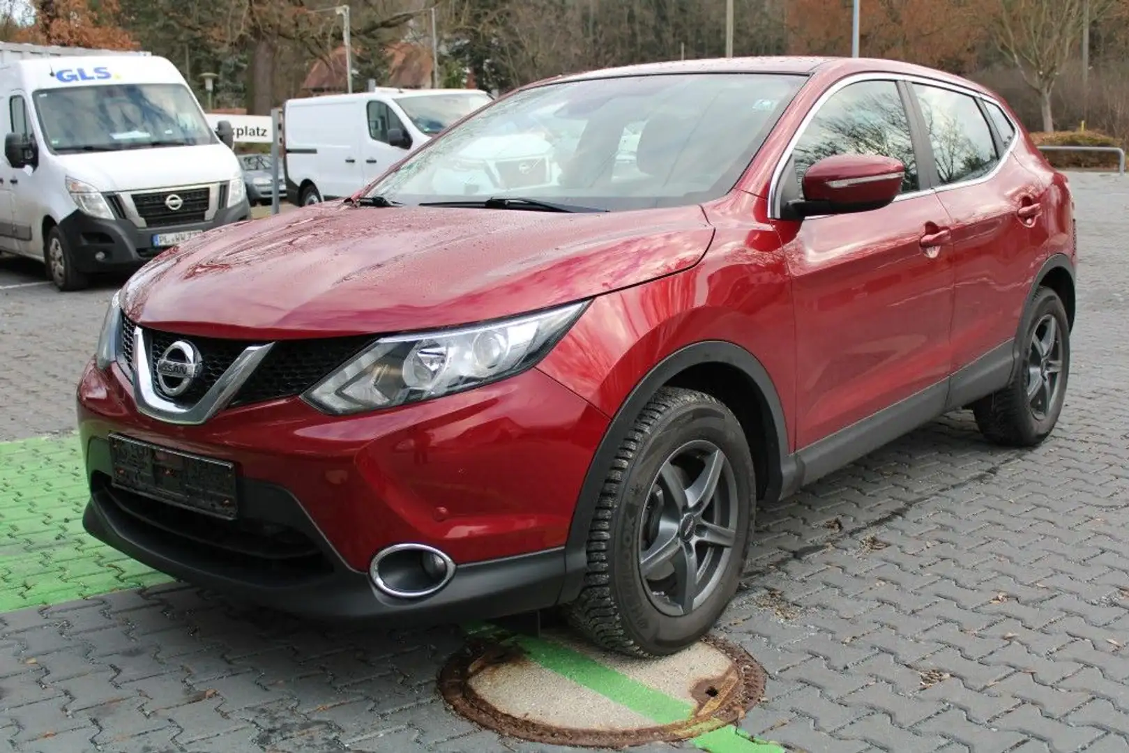 Nissan Qashqai 1.2 DIG-T ACENTA NAVi Unfallschaden Rot - 1