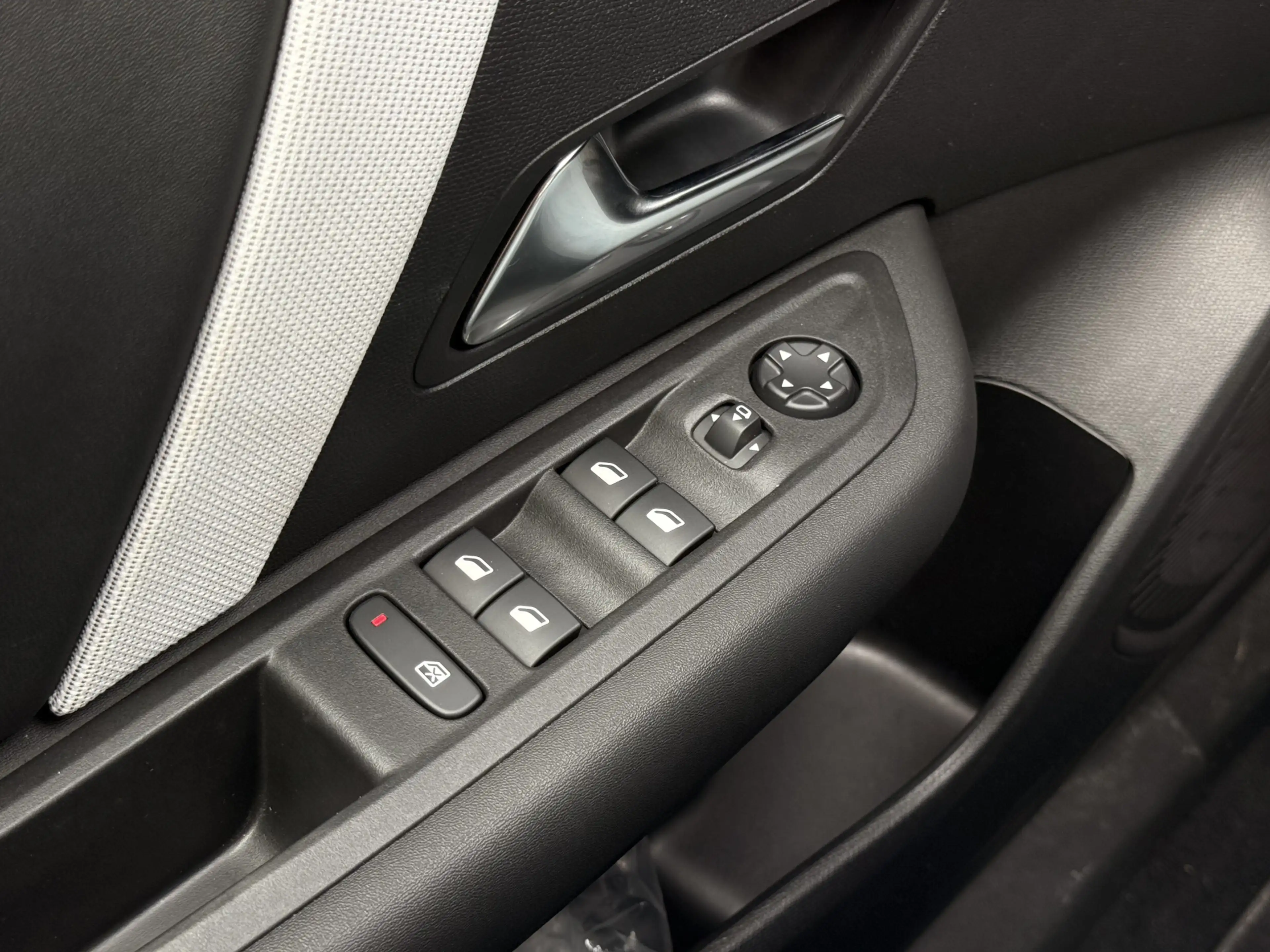 Citroen E-C4 Electric Max 156pk Extended range 54 kWh Navi / Carplay/ HU — photo 36