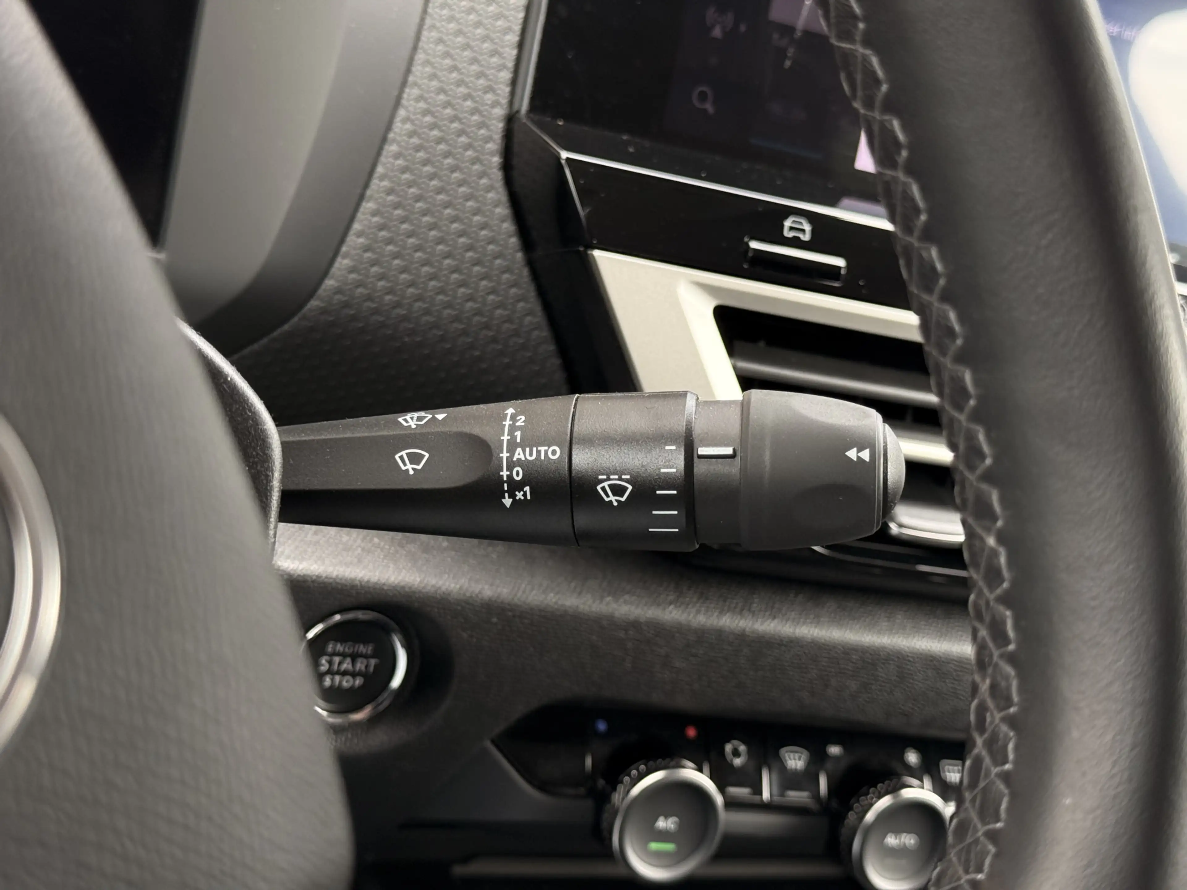 Citroen E-C4 Electric Max 156pk Extended range 54 kWh Navi / Carplay/ HU — photo 23