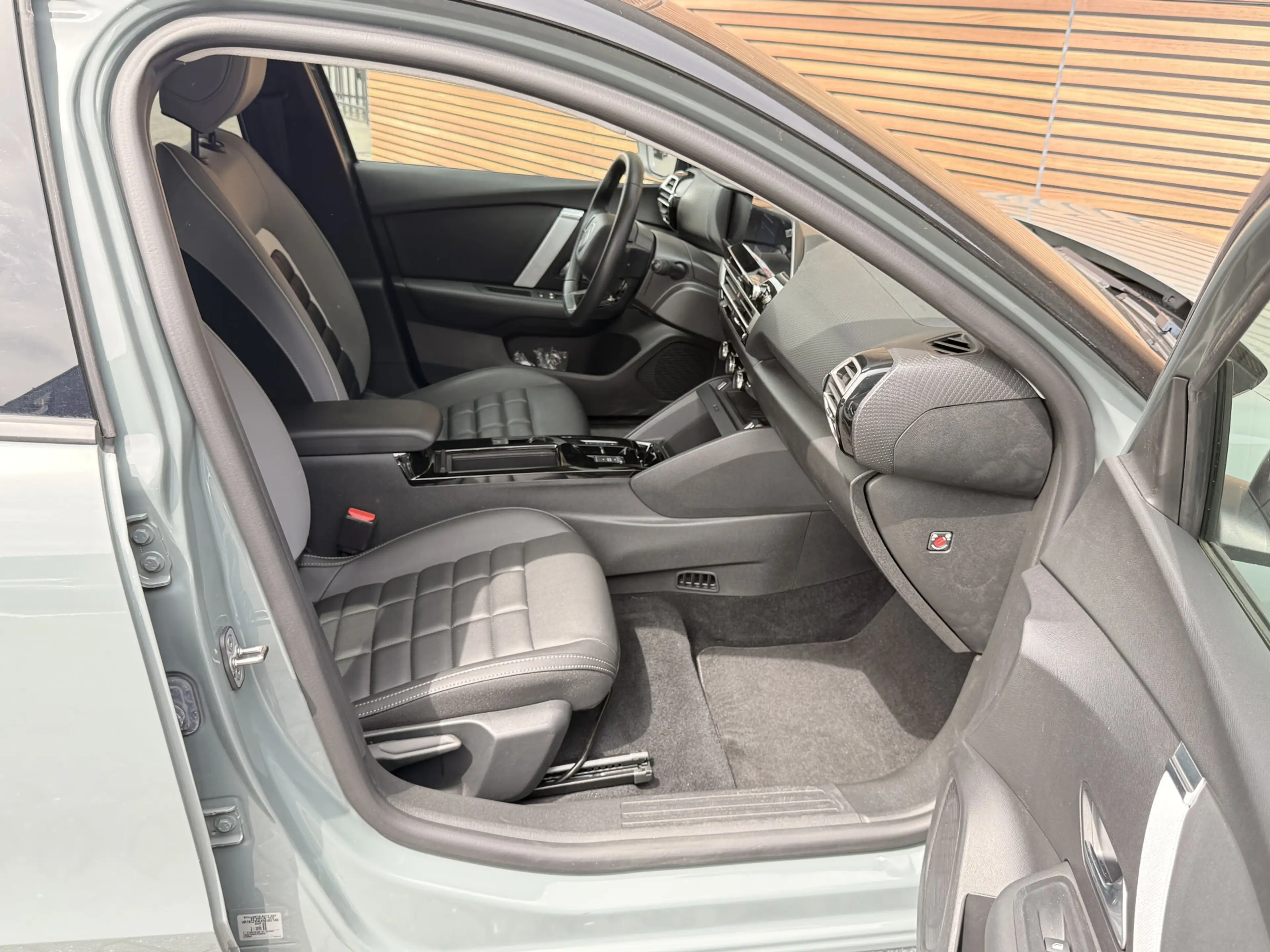 Citroen E-C4 Electric Max 156pk Extended range 54 kWh Navi / Carplay/ HU — photo 39