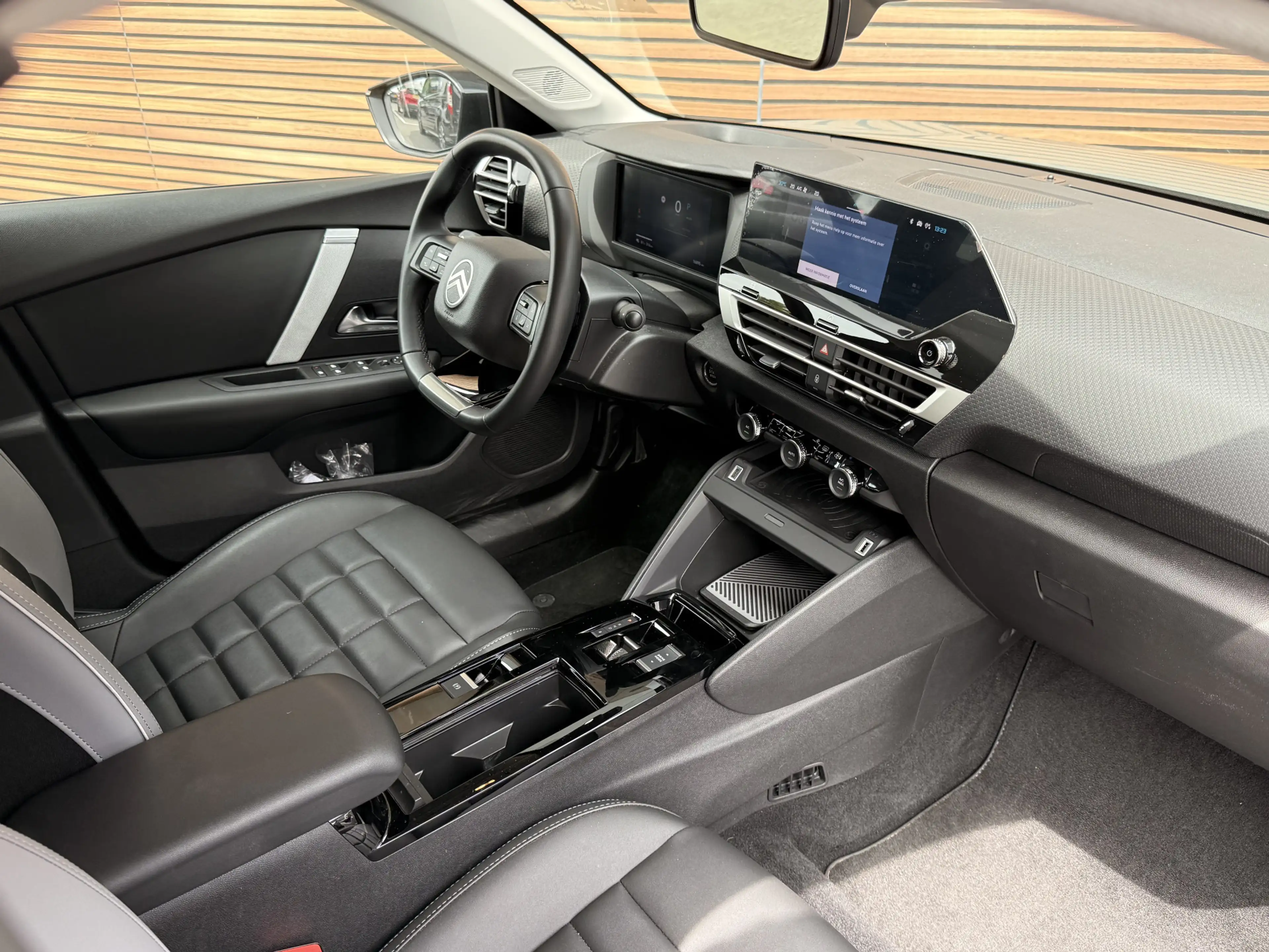 Citroen E-C4 Electric Max 156pk Extended range 54 kWh Navi / Carplay/ HU — photo 4
