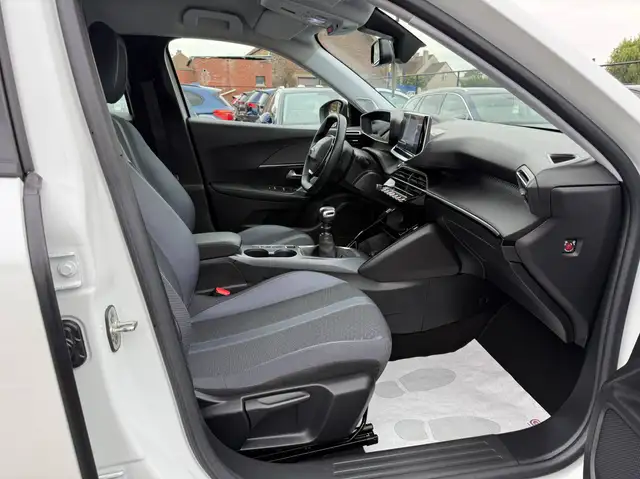 Peugeot 2008 view 29