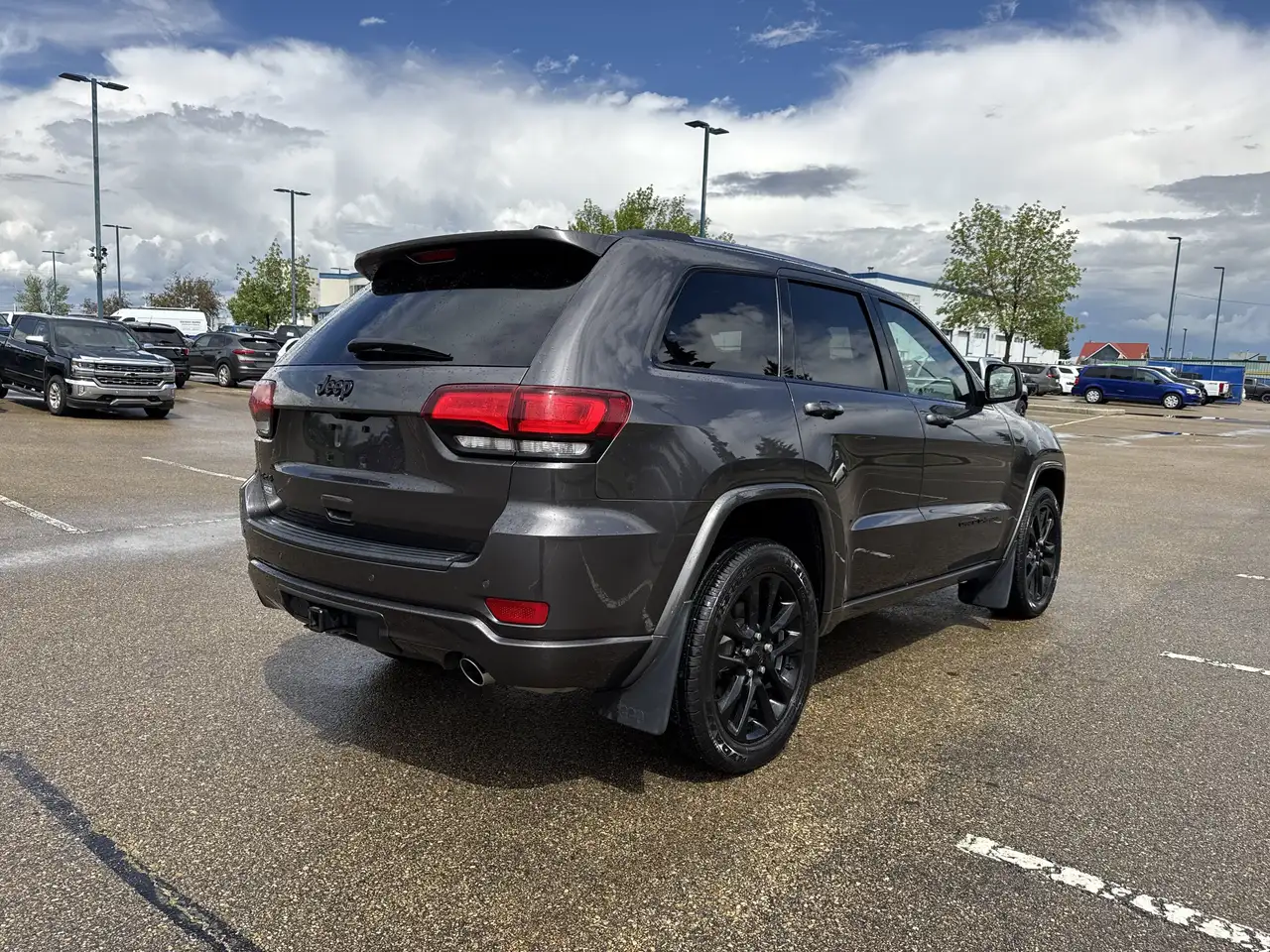 Jeep Grand Cherokee снимка Jeep Grand Cherokee