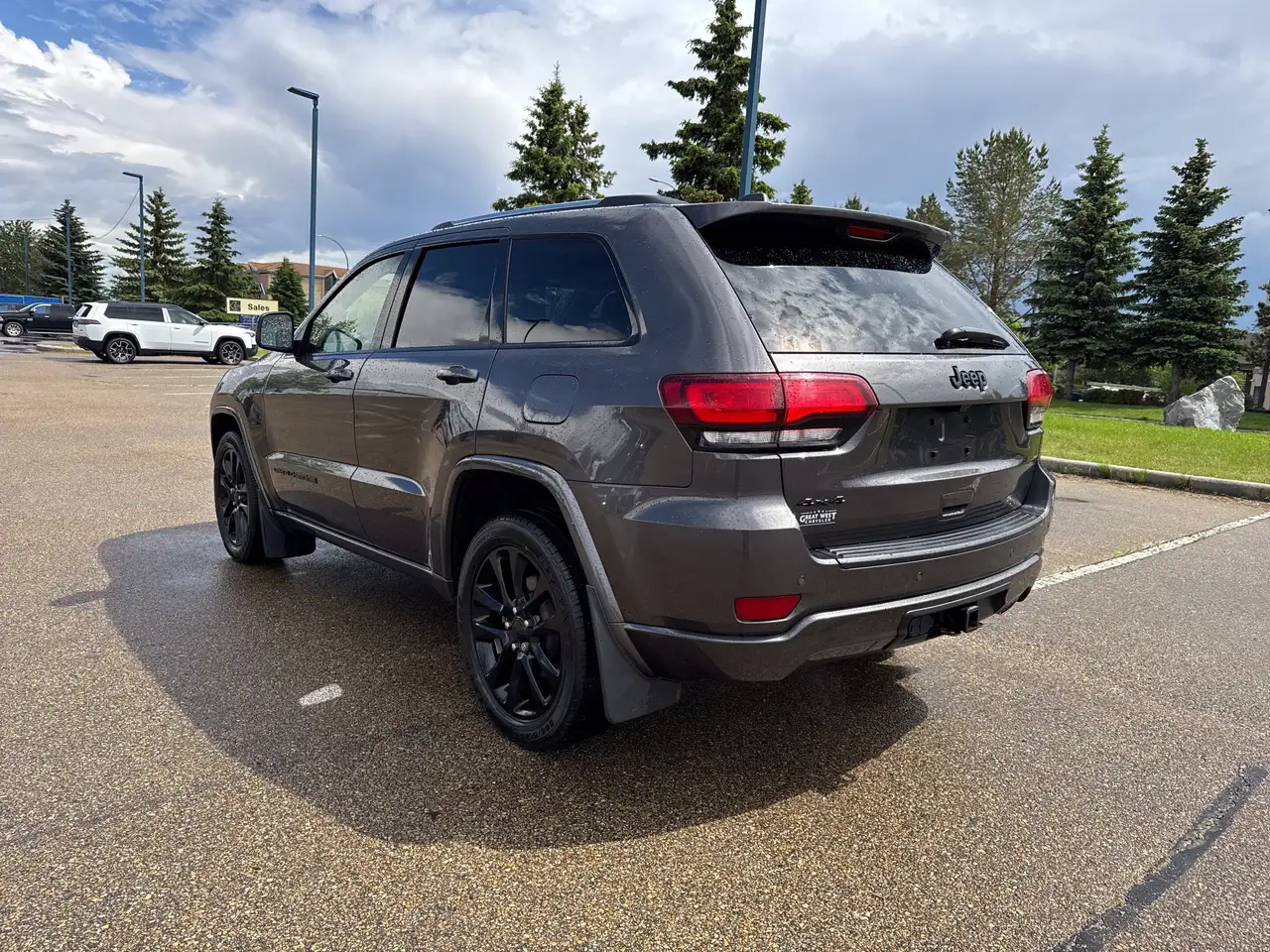 Jeep Grand Cherokee снимка Jeep Grand Cherokee