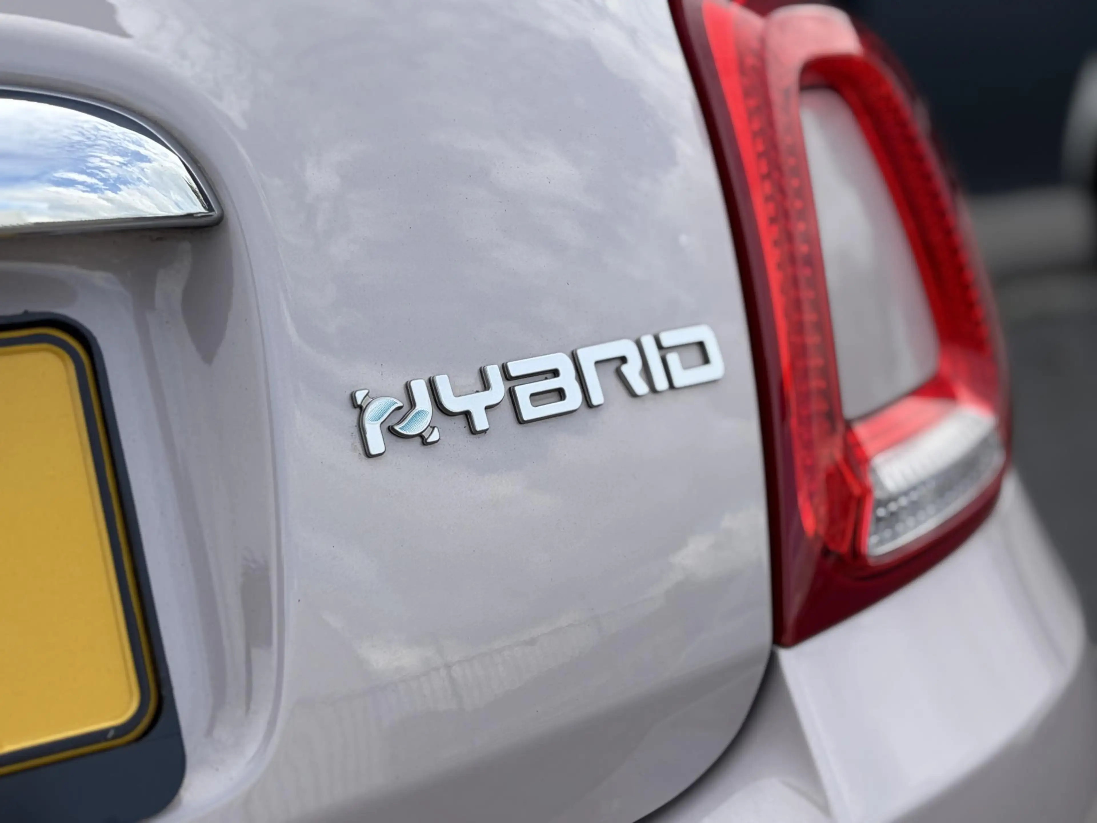 Fiat 500 1.0 Hybrid Launch Edition | Climate | Carplay | Pa — photo 22