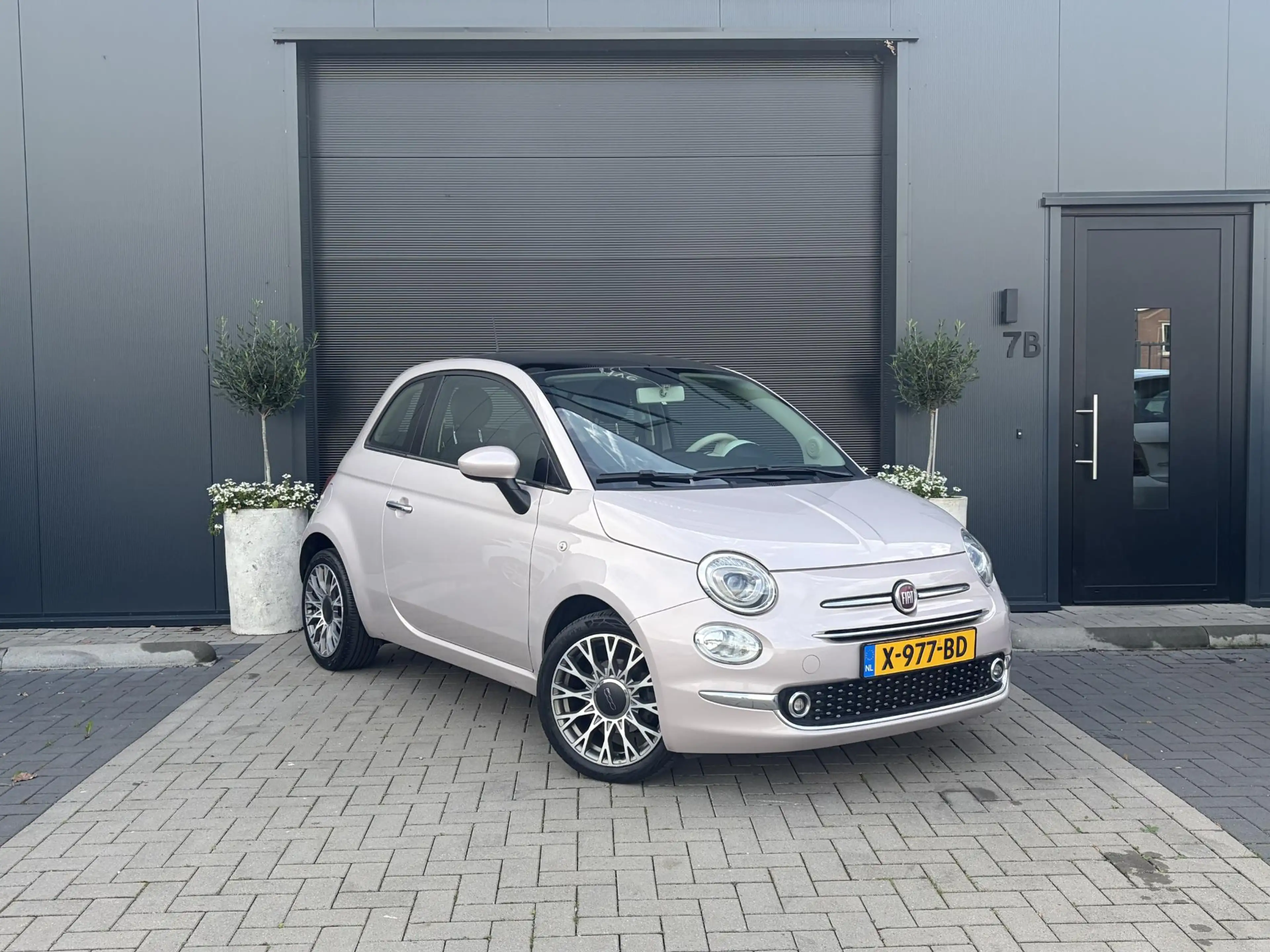 Fiat 500 1.0 Hybrid Launch Edition | Climate | Carplay | Pa — photo 2