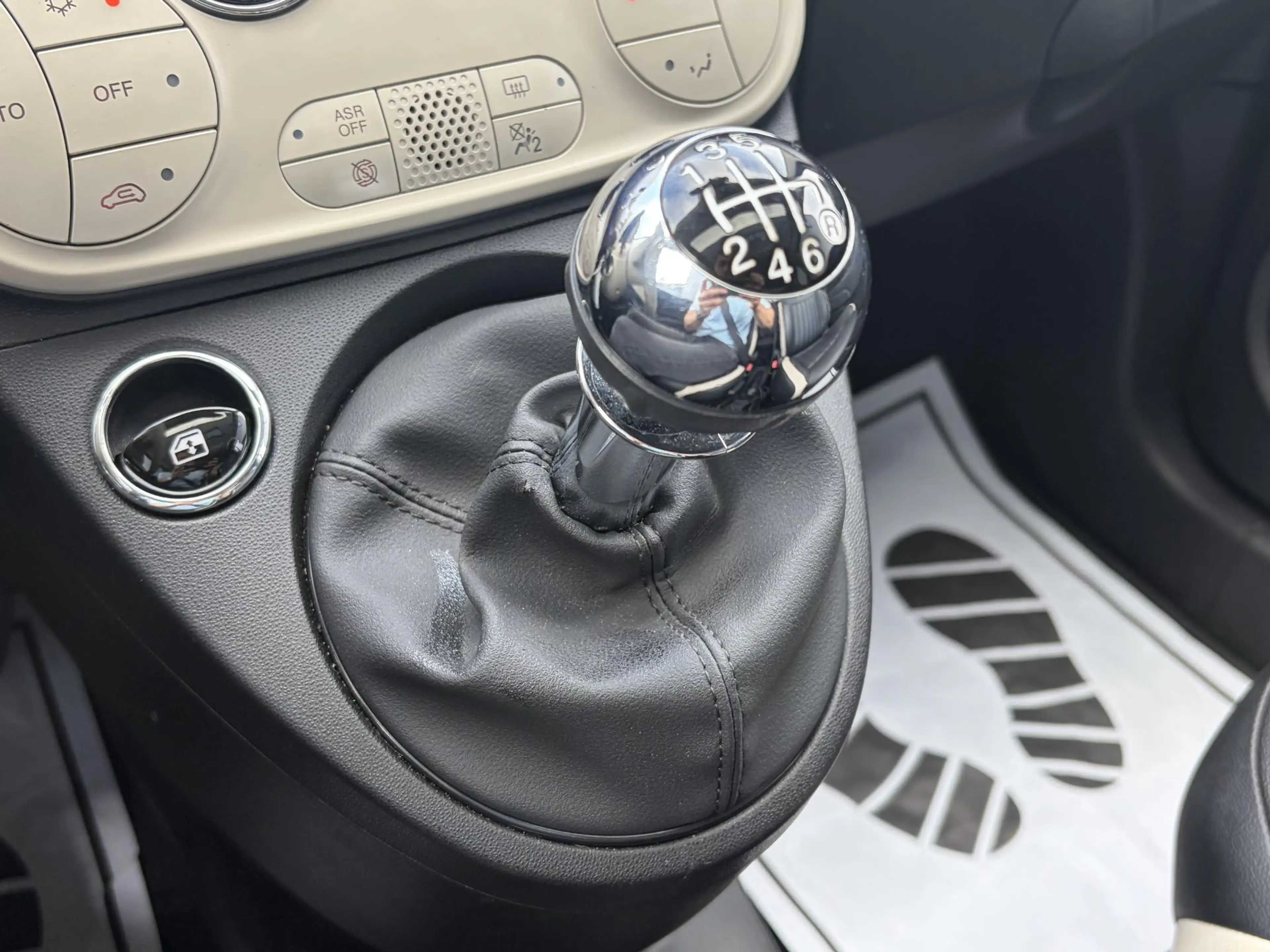 Fiat 500 1.0 Hybrid Launch Edition | Climate | Carplay | Pa — photo 17