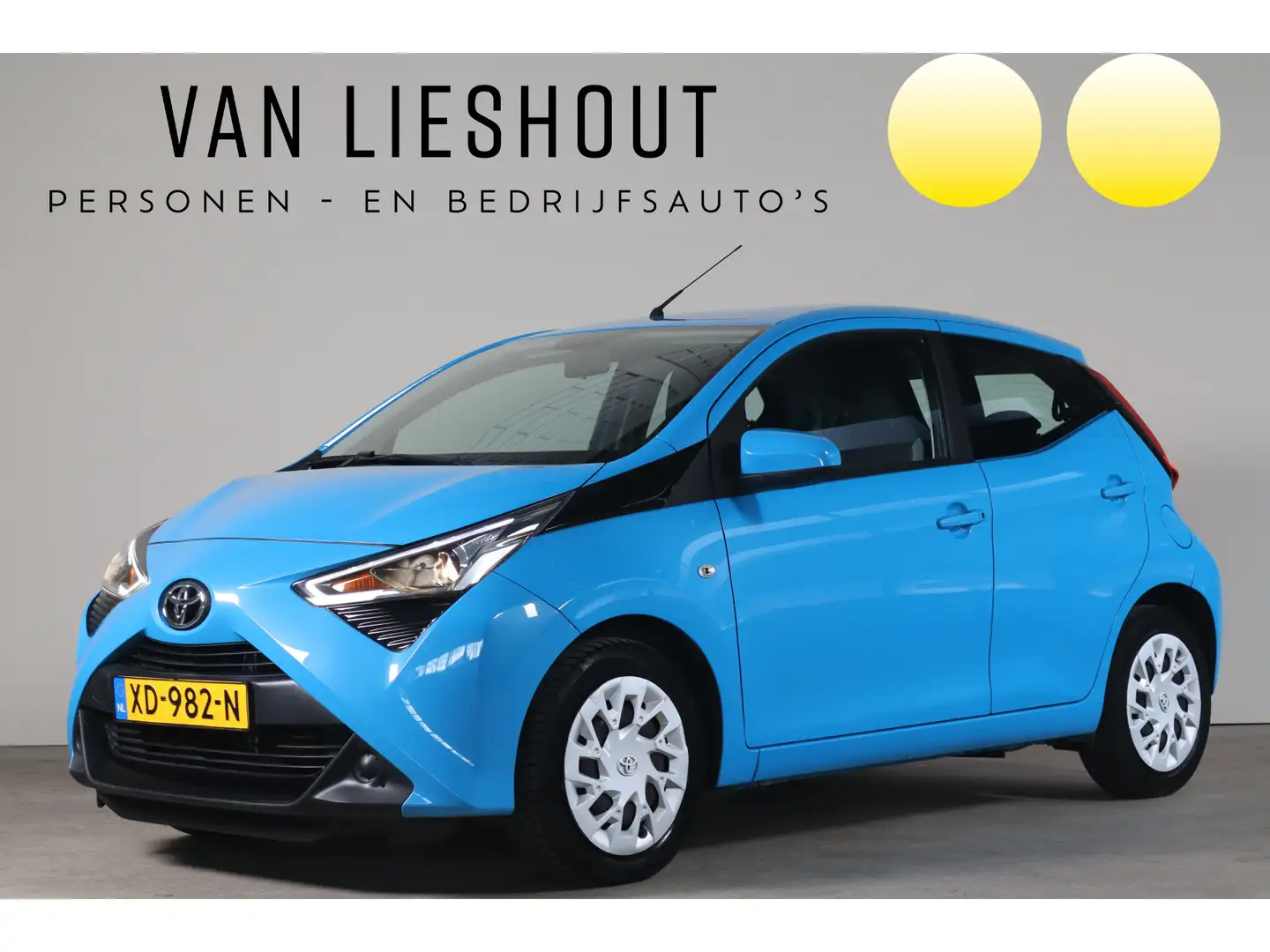 Toyota Aygo 1.0 VVT-i x-play - NL- Auto!! Apple I Camera I Air Blau - 1