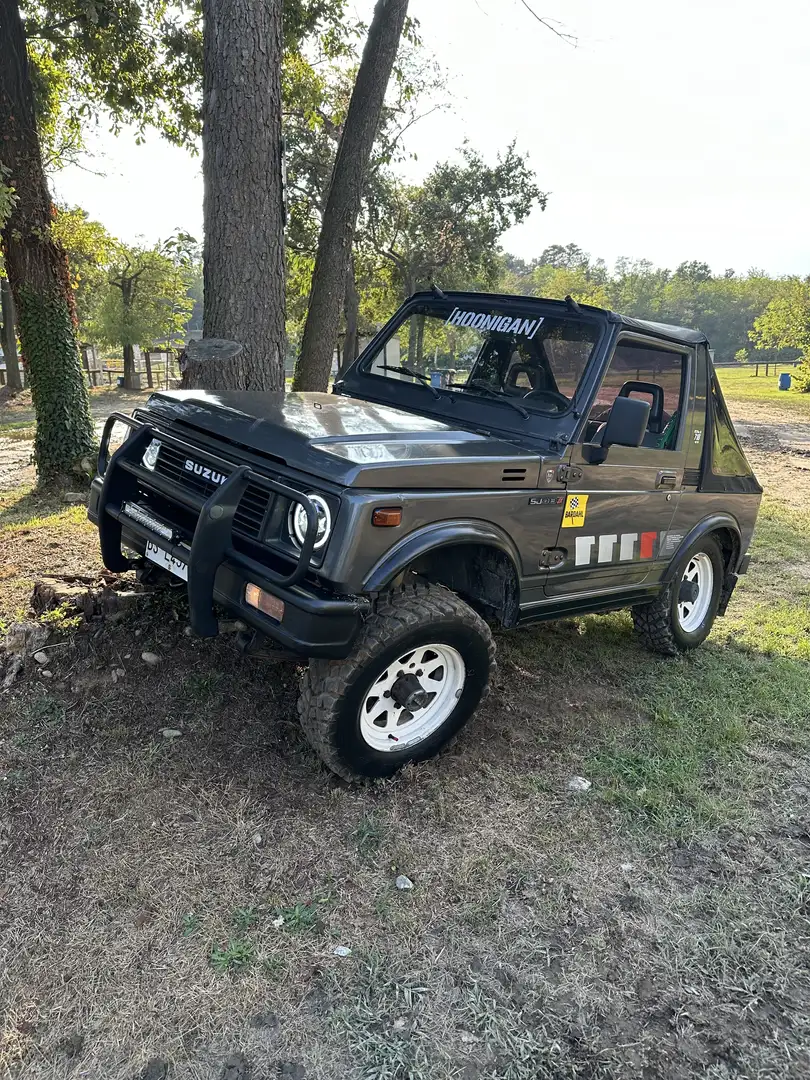 Suzuki Samurai sj413 JX Grey - 1