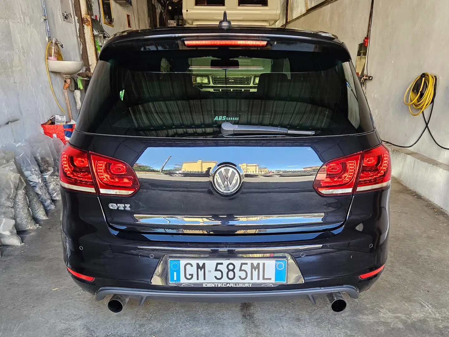 Volkswagen Golf GTI Nero - 2