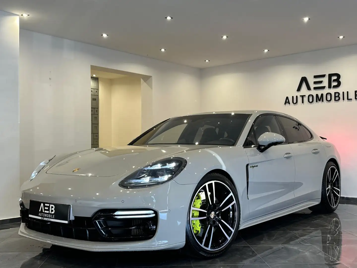 Porsche Panamera 4 E-Hybrid PHEV Aut.**ERST BESITZ**MASSAGE**ACC... Grau - 2