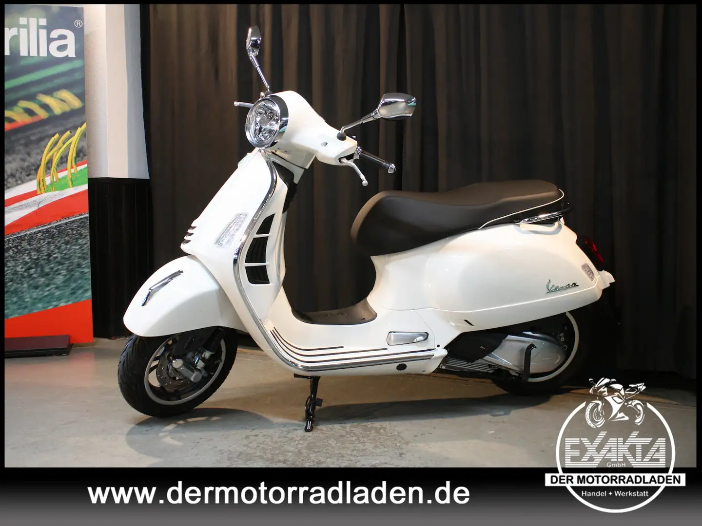 Vespa GTS 300 GTS 300 SUPER E5 BIANCO Fehér - 2