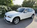 BMW X1 20d xDrive Aut. PDC Sitzheizung Klima SR+WR 1.Bes Weiß - thumbnail 4
