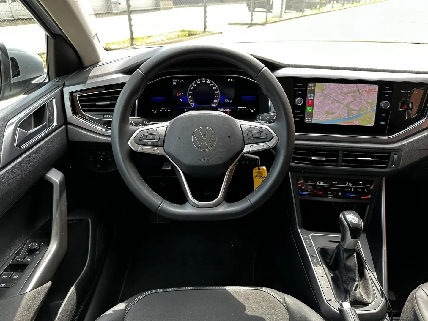 Volkswagen Taigo 1.0 TSI 110pk DSG Style Navigatie Apple Carplay/An Plateado - 2