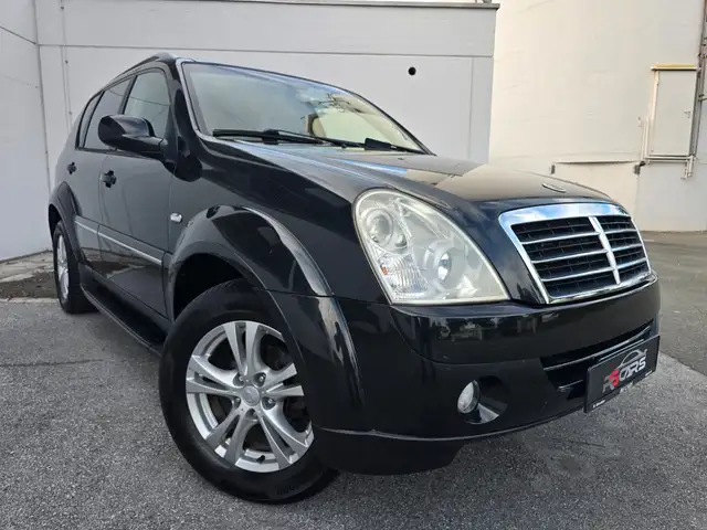 SsangYong Rexton Rexton Sapphire 7sitzer Automatik Xenon