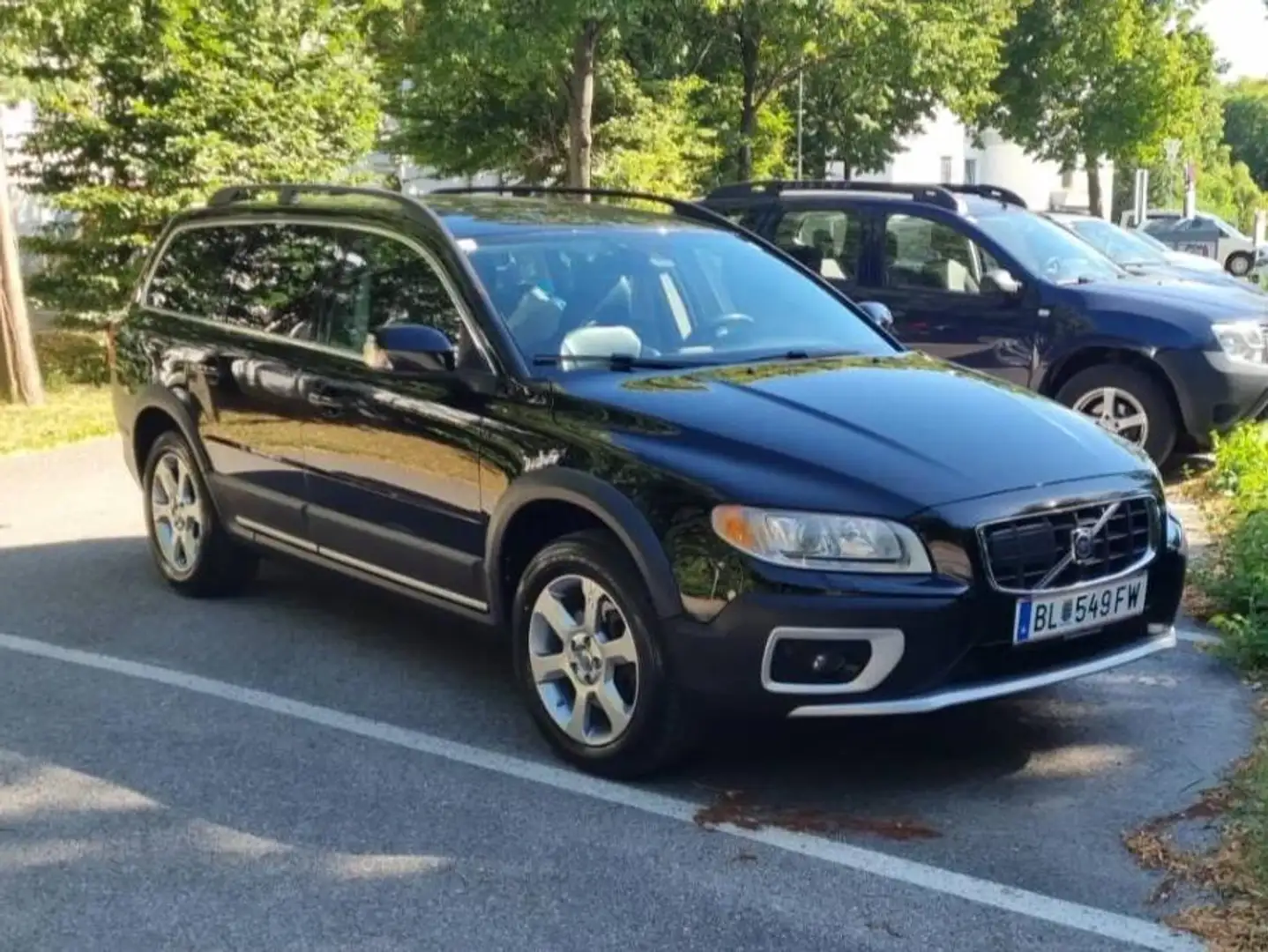 Volvo XC70 XC70 D5 Summum AWD Geartronic Aut. Summum Schwarz - 2
