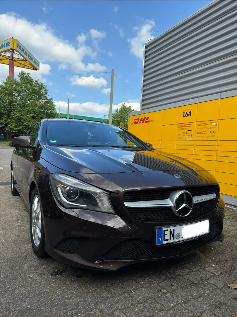Mercedes-Benz CLA 180 Anhänger, Autom., Pano, Teilleder, Apple Carplay Brown - 2