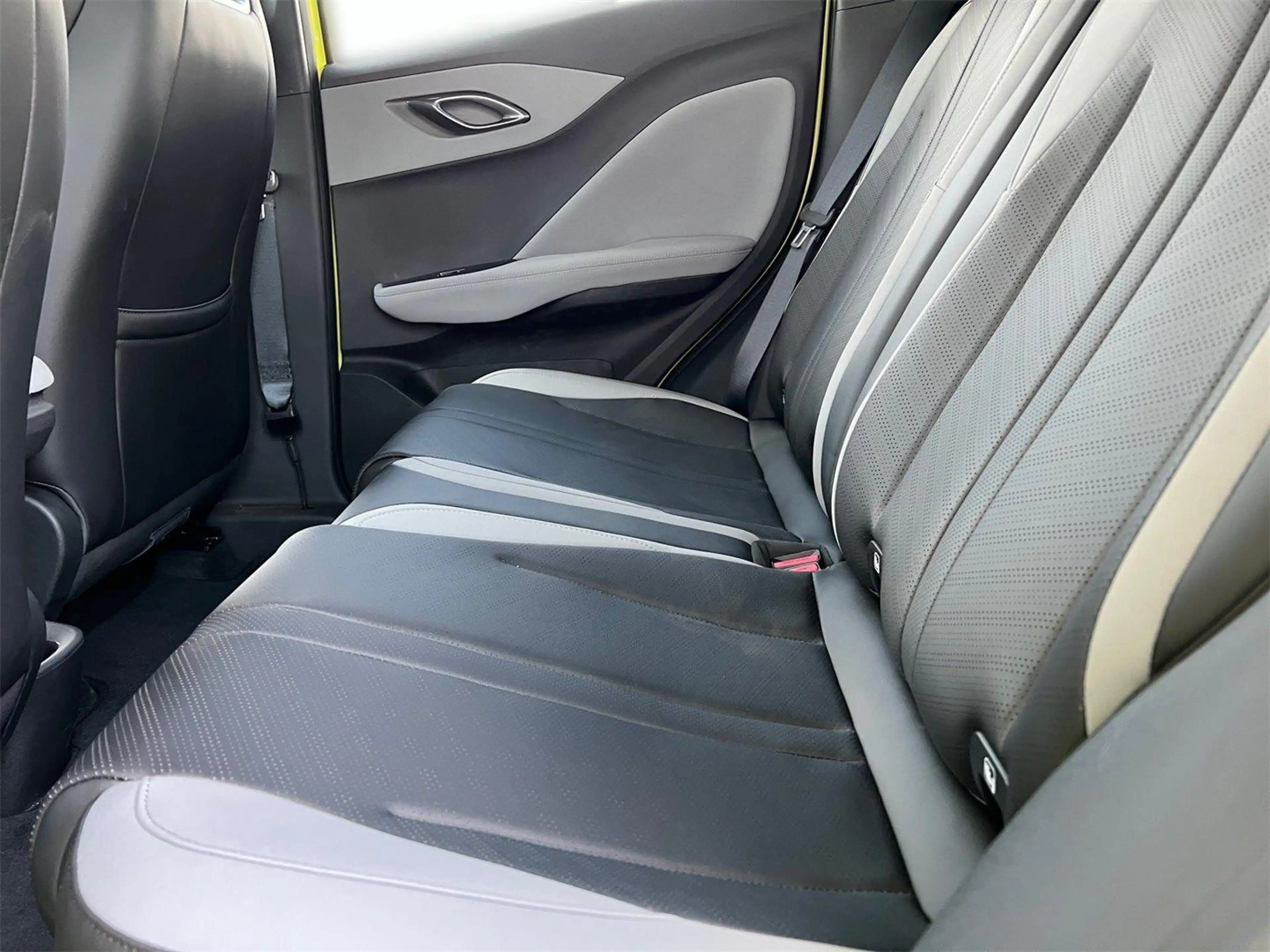 BYD Dolphin Surf Boost — photo 8