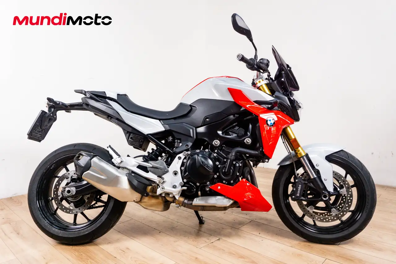BMW F 900 R