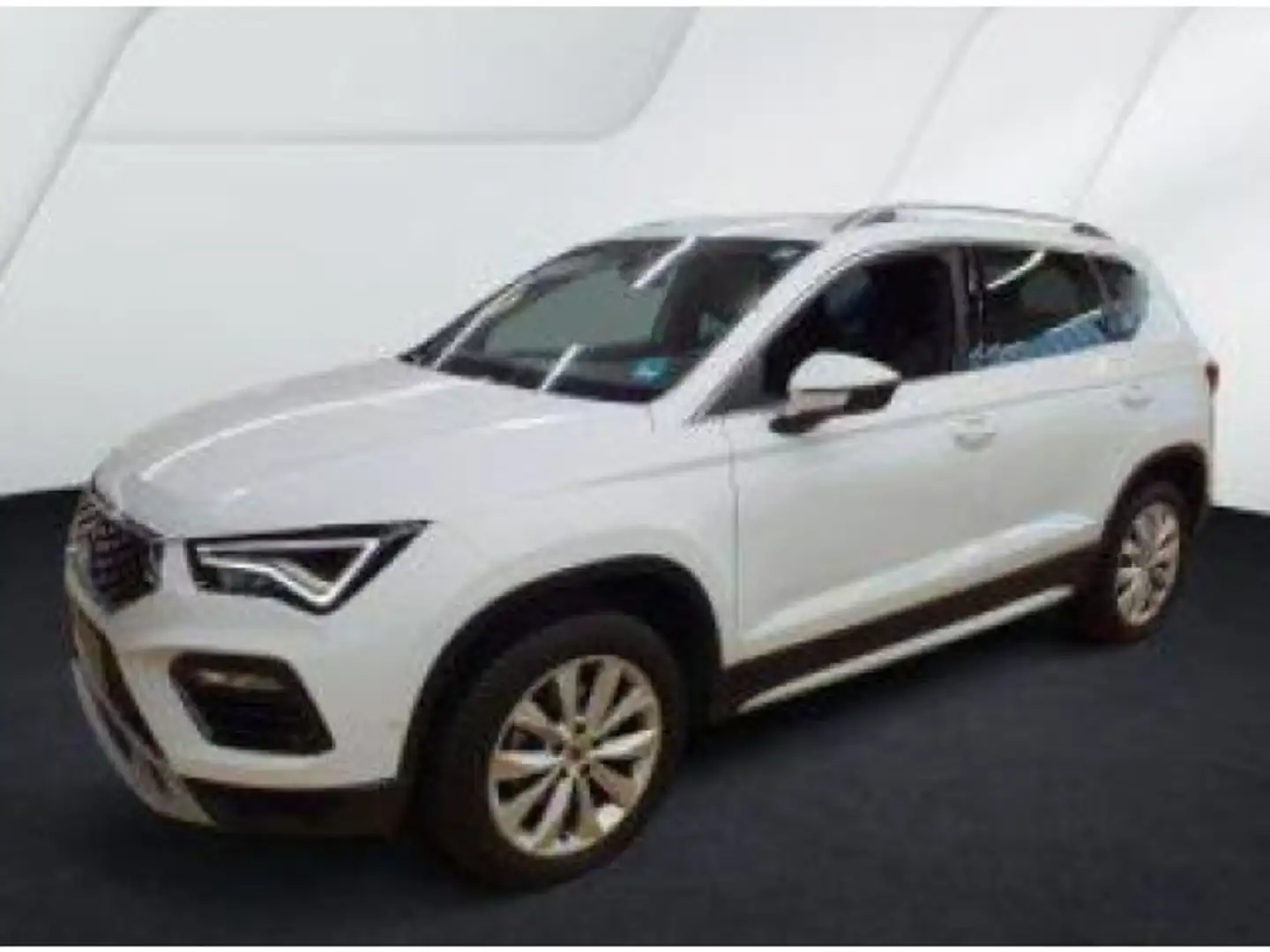 SEAT Ateca 1.5 TSI DSG X-PERIENCE SIDE-ASSiST PARKLEN Weiß - 2