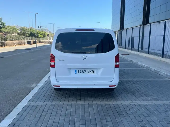 Mercedes-Benz Clase V V 220d Largo 2023, foto 16