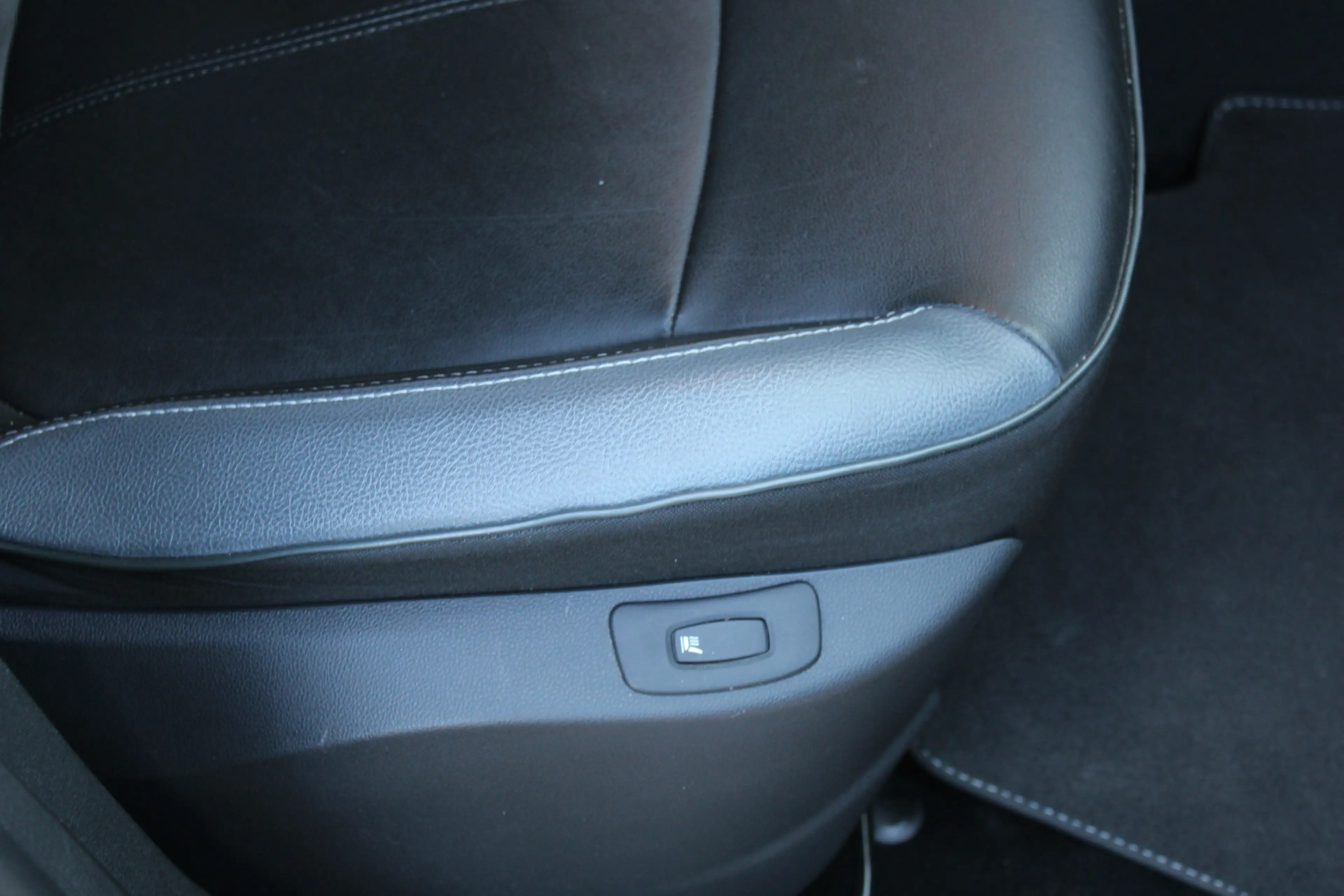 Renault Captur 1.2 TCe Xmod Clima Leder Trekhaak — photo 10
