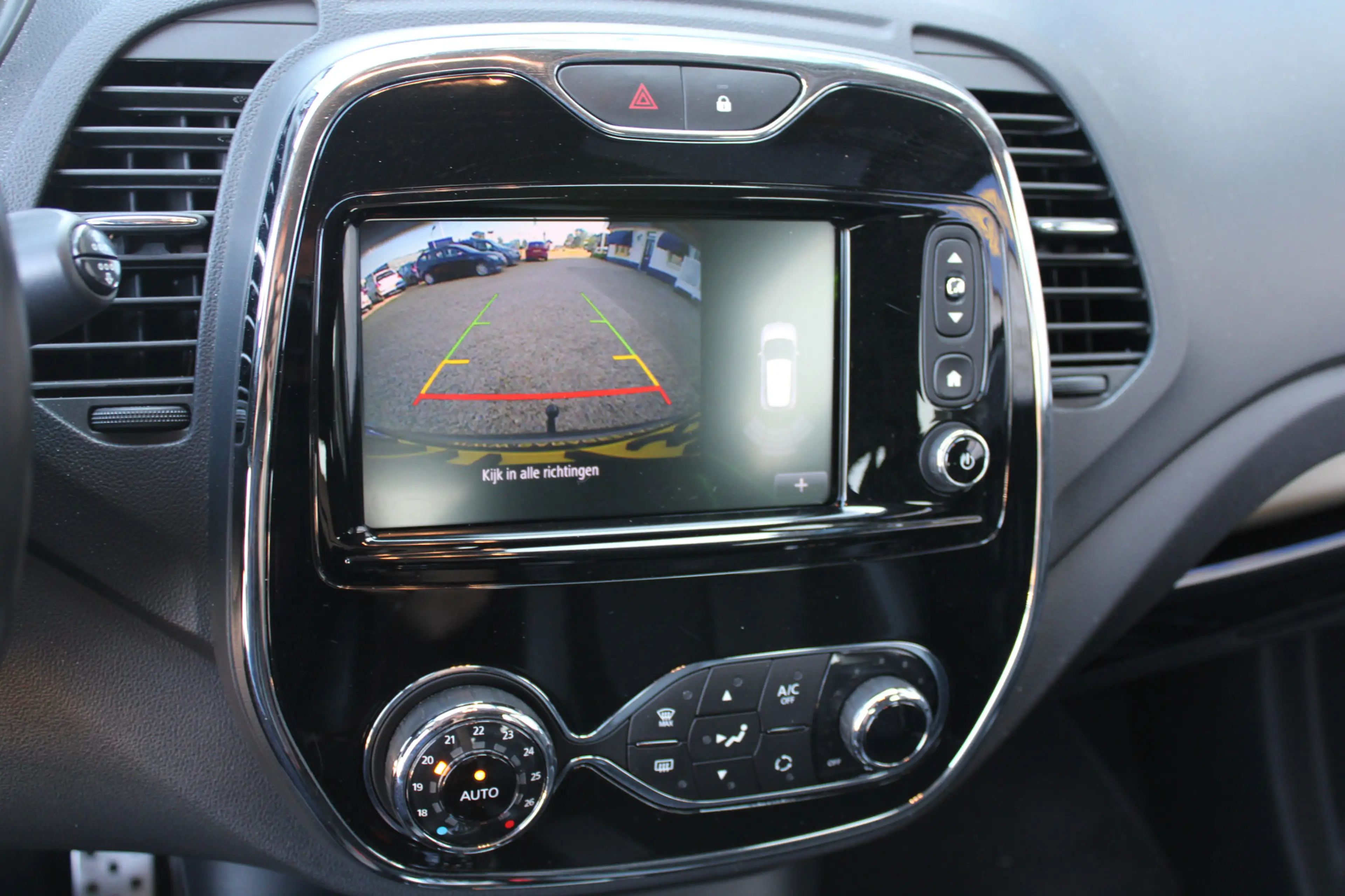Renault Captur 1.2 TCe Xmod Clima Leder Trekhaak — photo 8