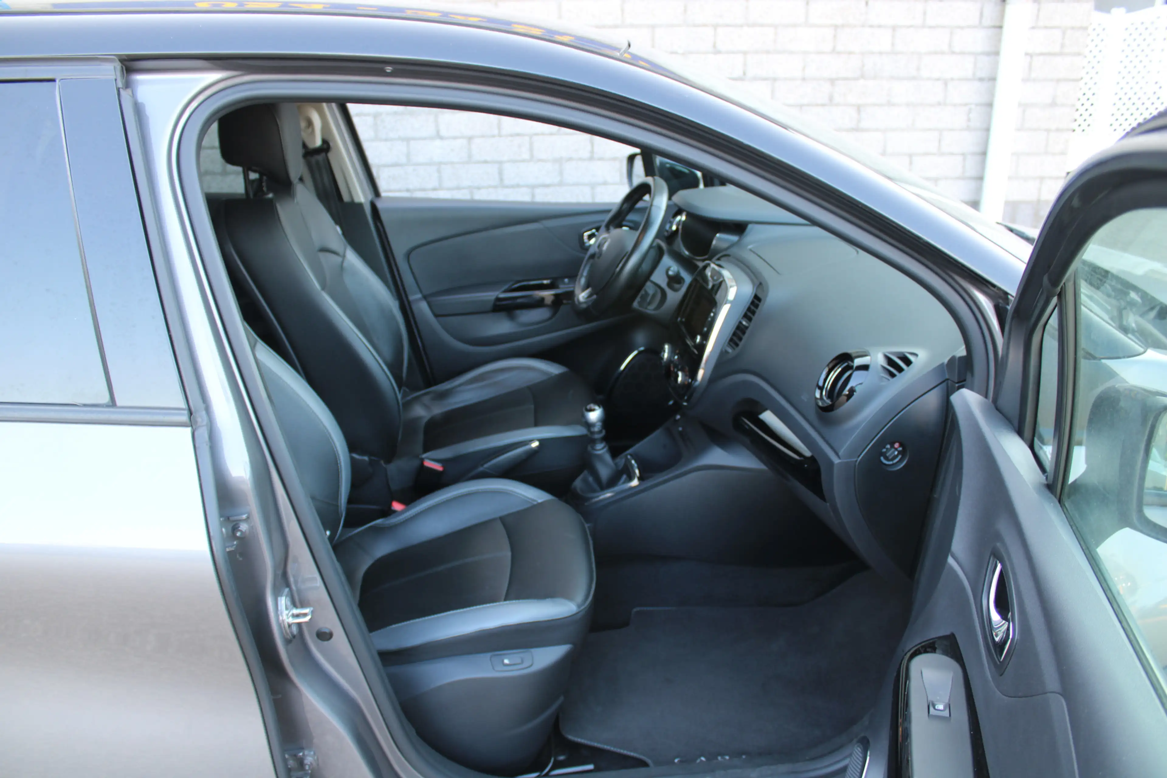 Renault Captur 1.2 TCe Xmod Clima Leder Trekhaak — photo 9