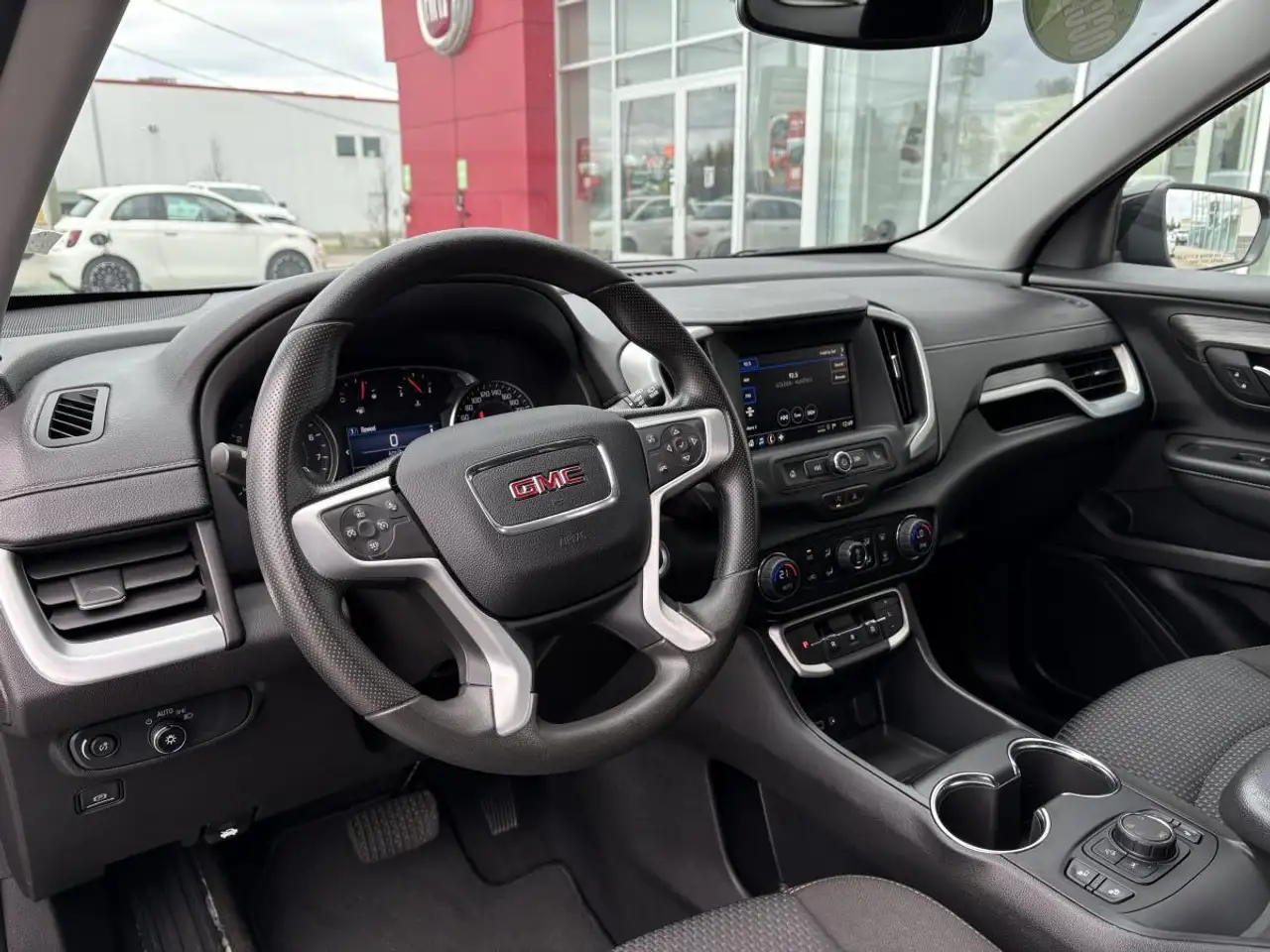 GMC Terrain снимка GMC Terrain