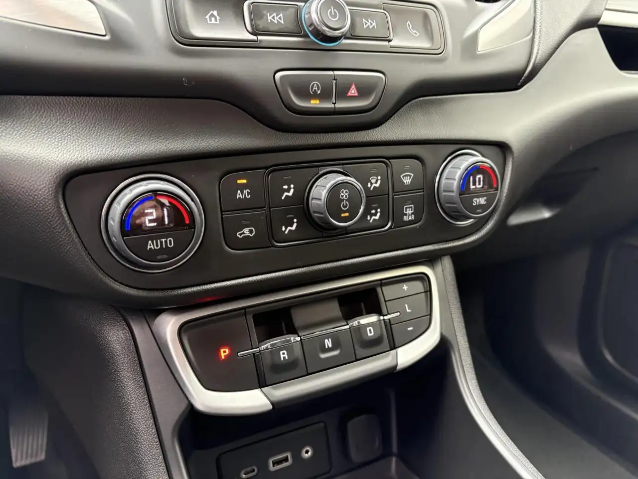 GMC Terrain снимка GMC Terrain