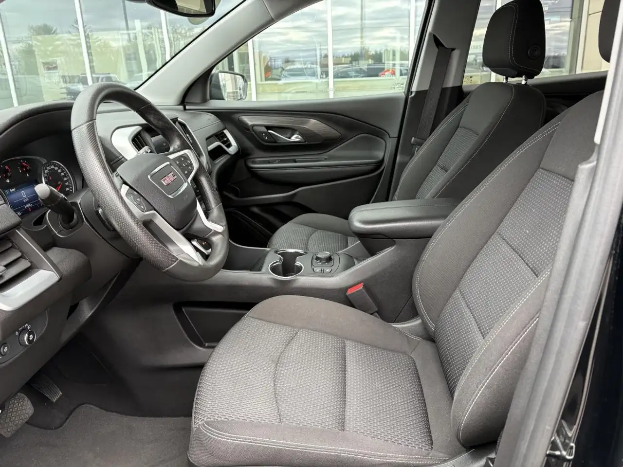 GMC Terrain снимка GMC Terrain