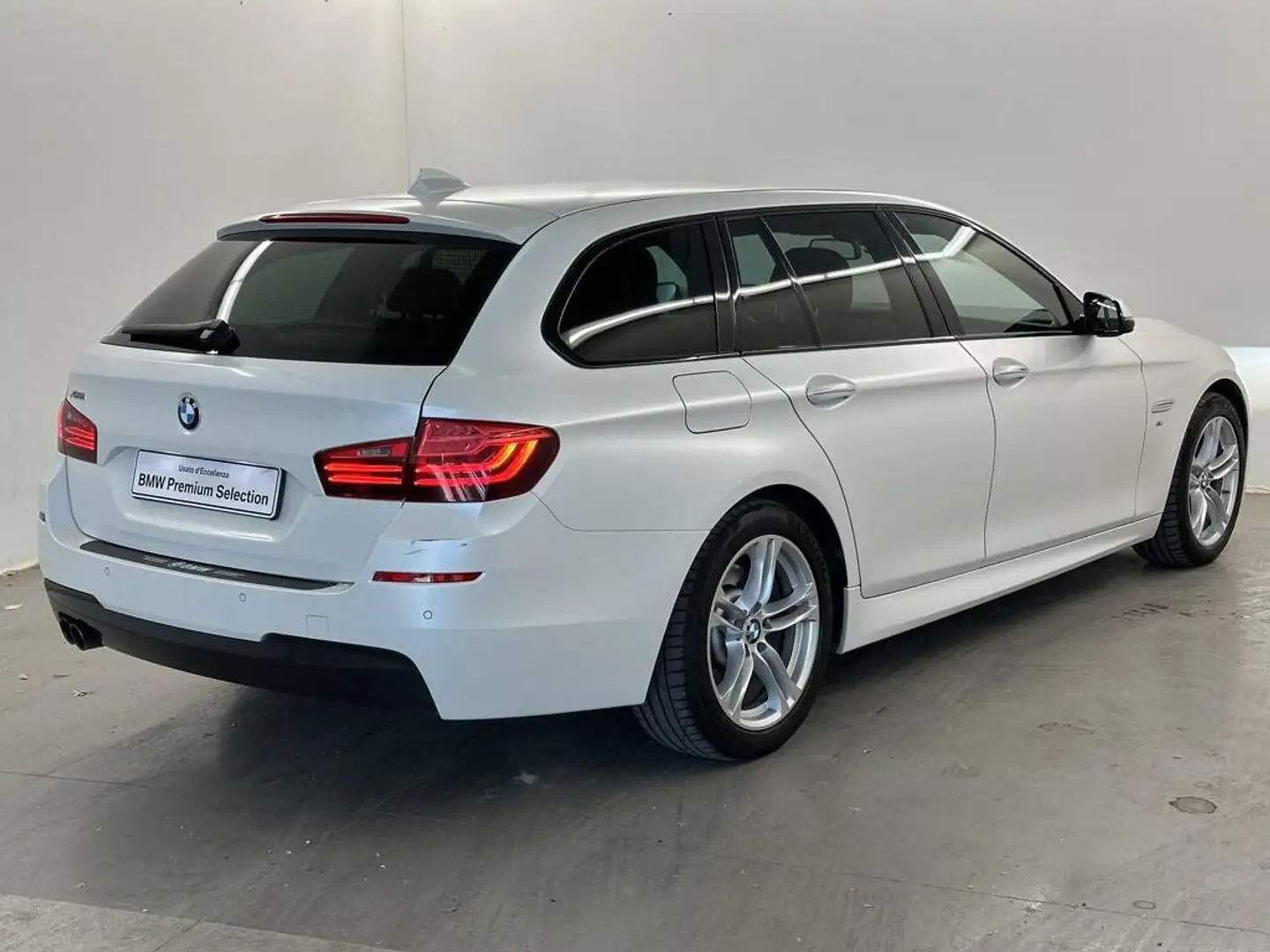 BMW 525 525d Touring xdrive auto E6 - 2