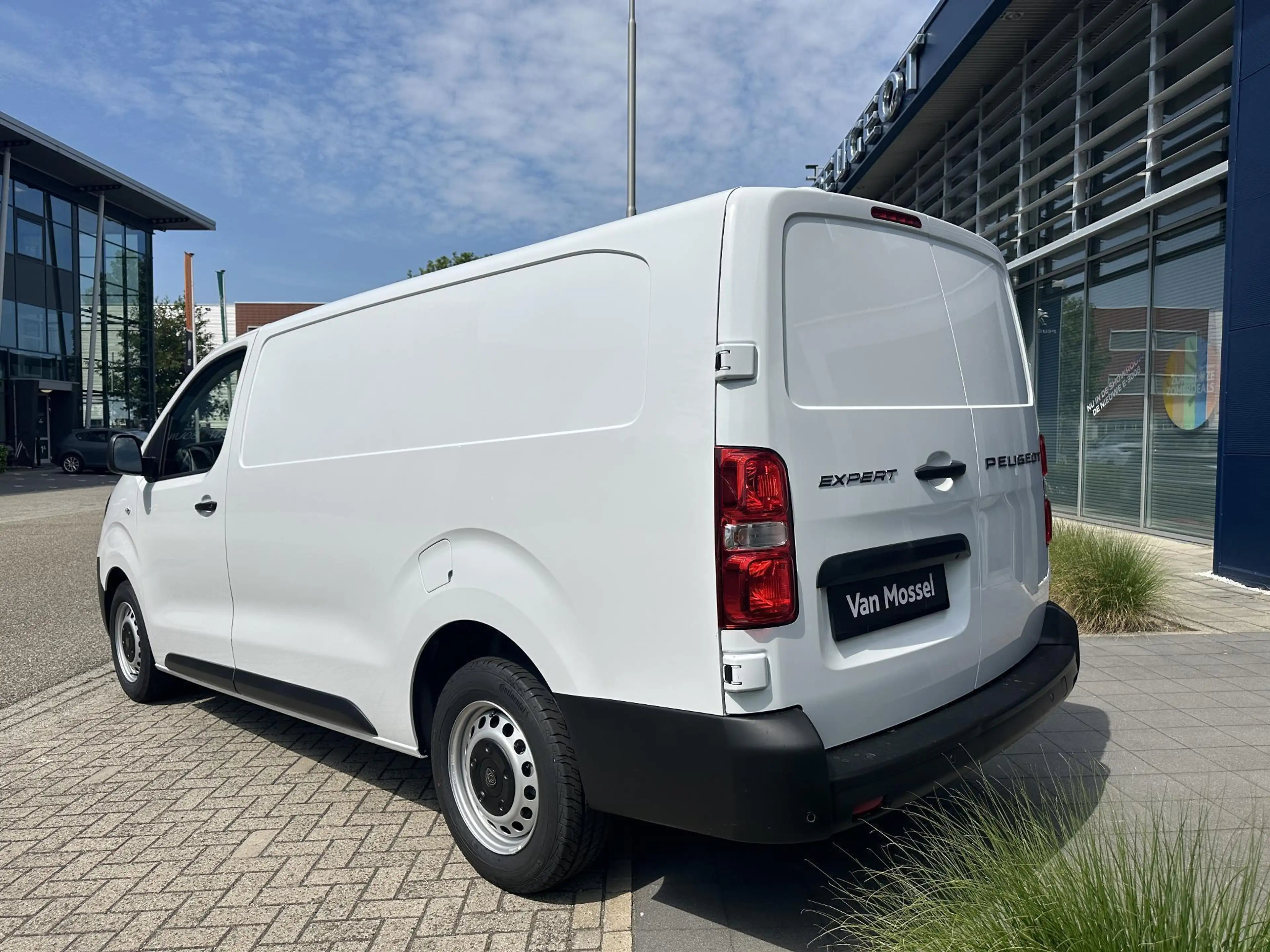 Peugeot Expert Long L3 2.0 BlueHDi 145 automaat verwacht — photo 4